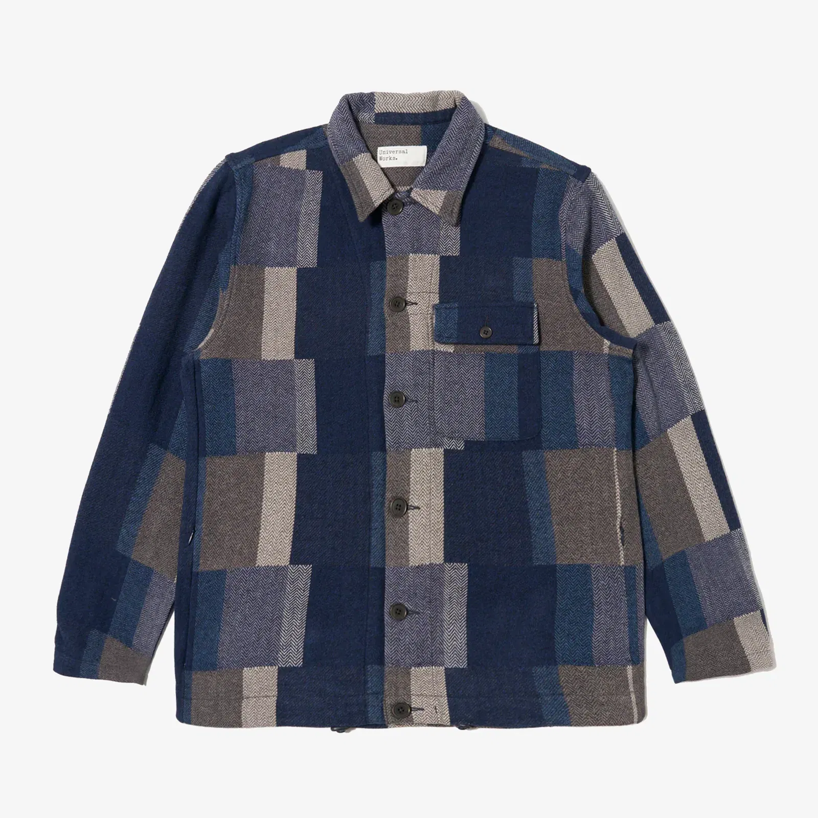 UNIVERSAL WORKS JAPANESE PATCHWORK L/S TECH OVERSHIRT { NAVY