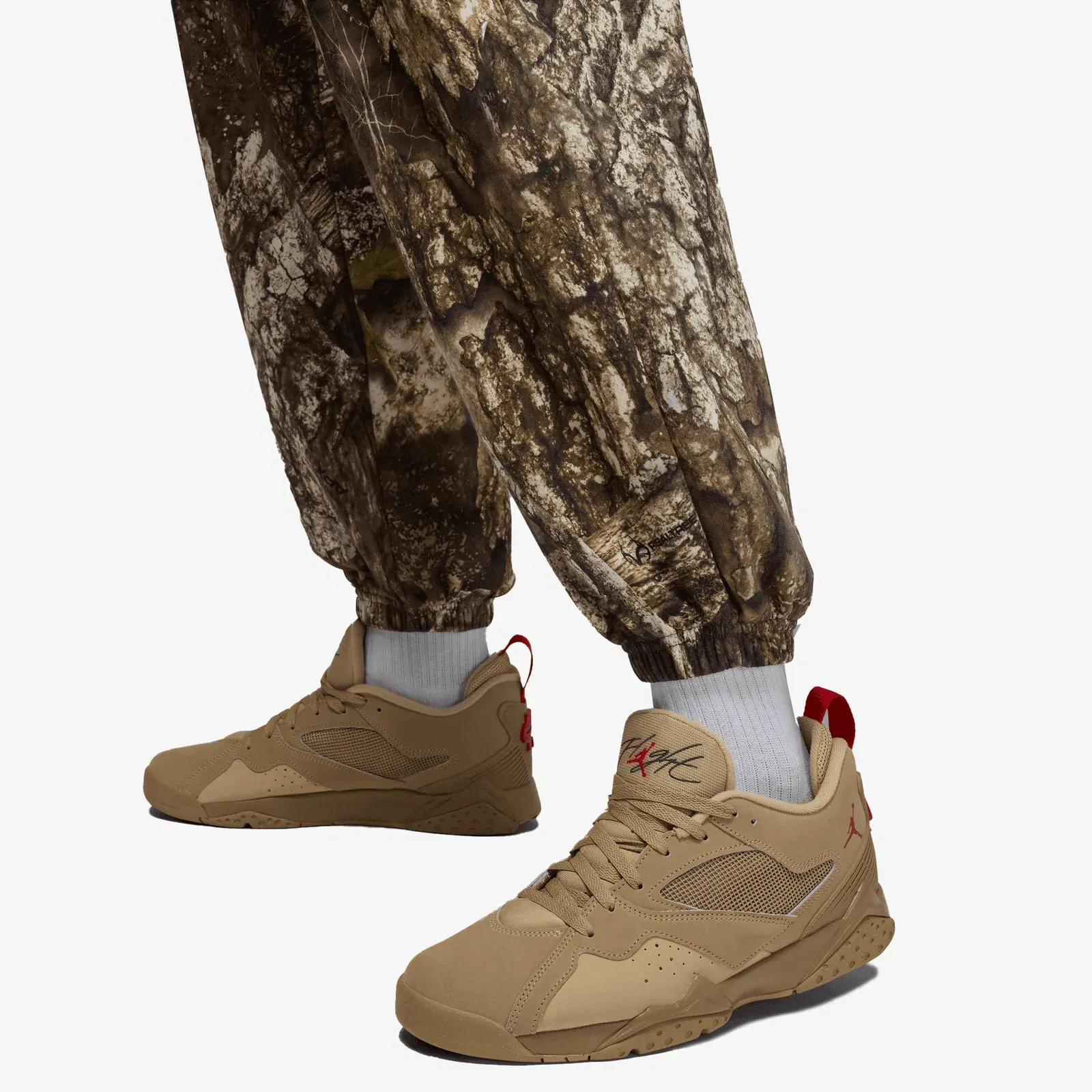JORDAN BROOKLYN { MEDIUM OLIVE/SAIL