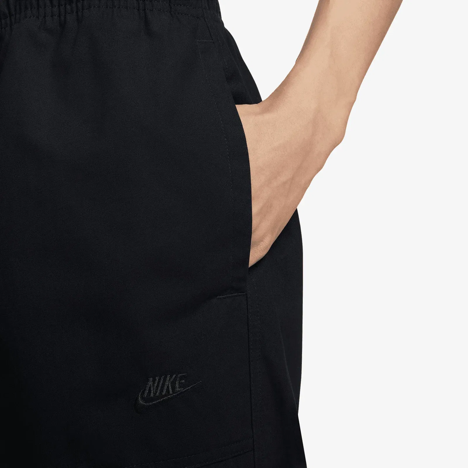 NIKE CLUB PANTS { BLACK/BLACK