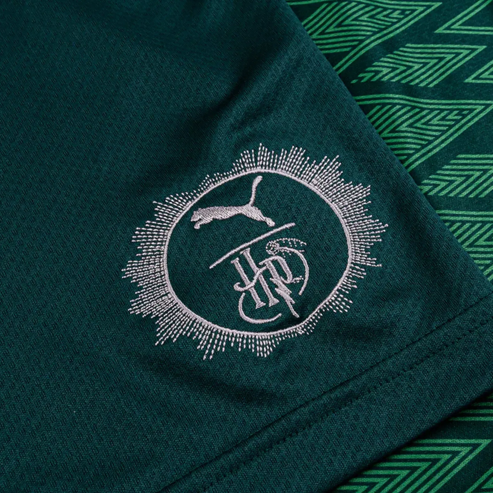 PUMA x HARRY POTTER FIT FOOTBALL JERSEY { DARK MYRTLE
