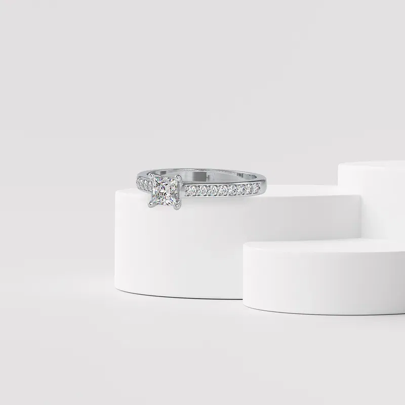 Sparkling Princess Cut Diamond Ring_in_stock