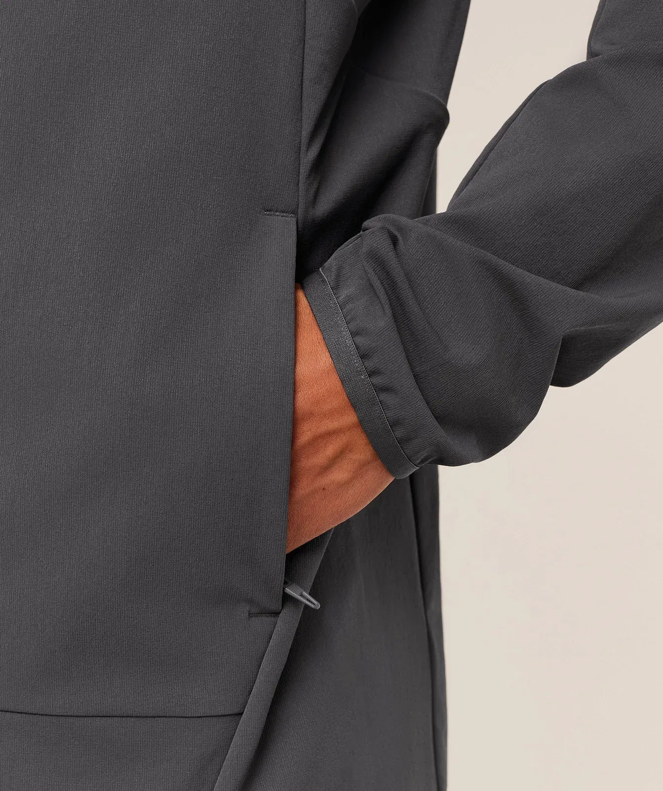 Gymshark Weekend Zip Through Shell Jacket - Onyx Grey
