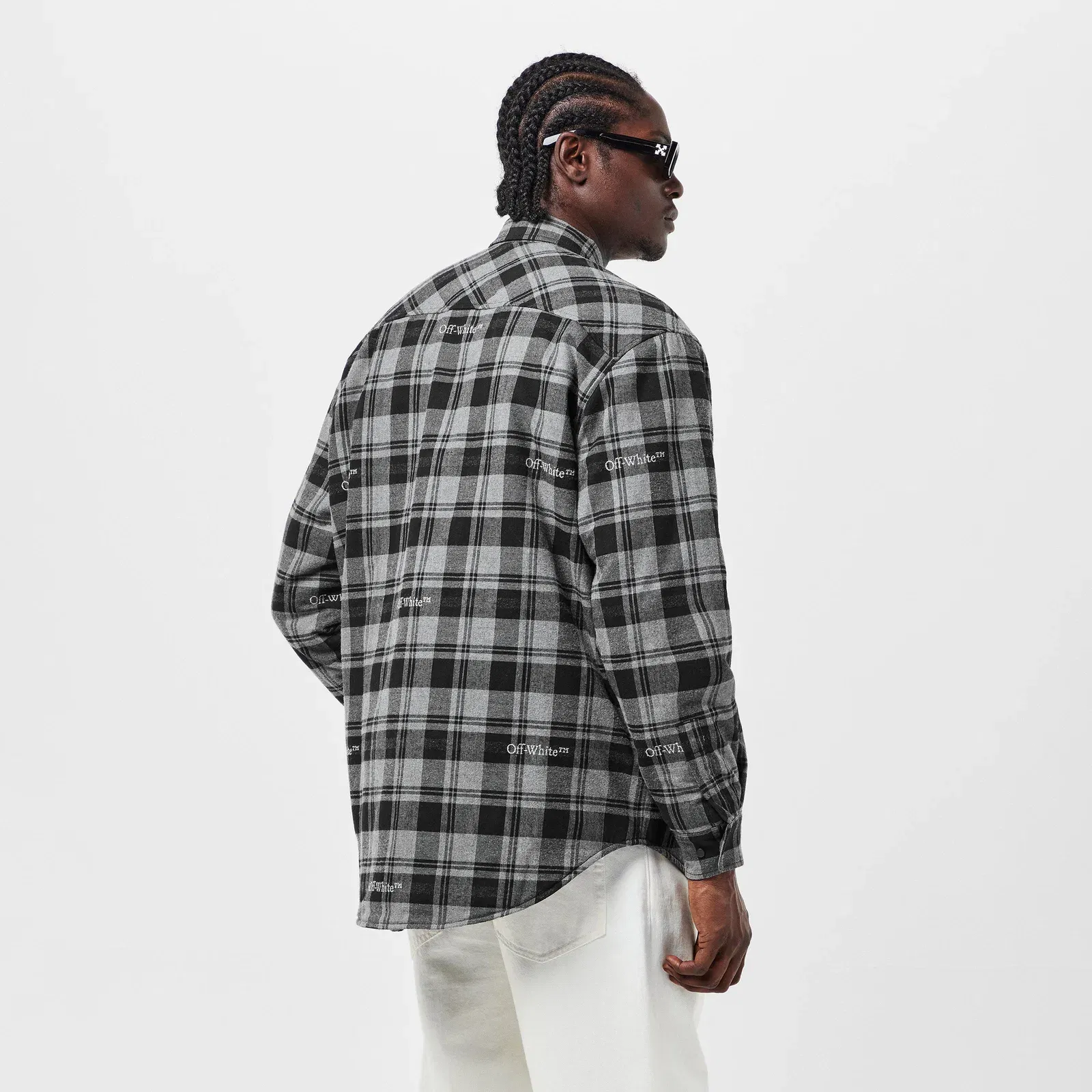 - Overshirt