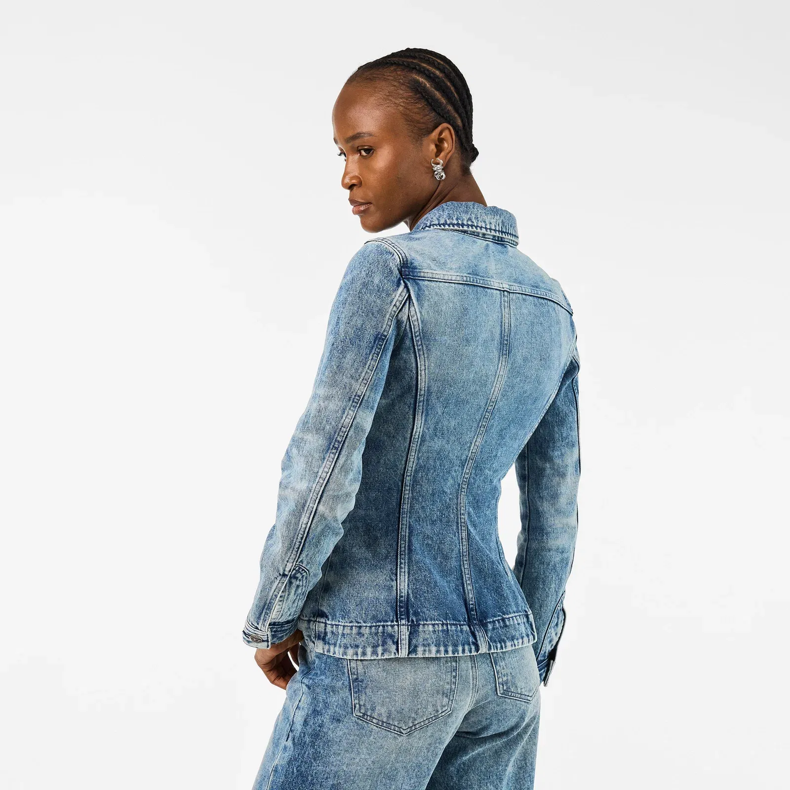 De-Katerinfsh Washed Long Sleeve Button Denim Jacket