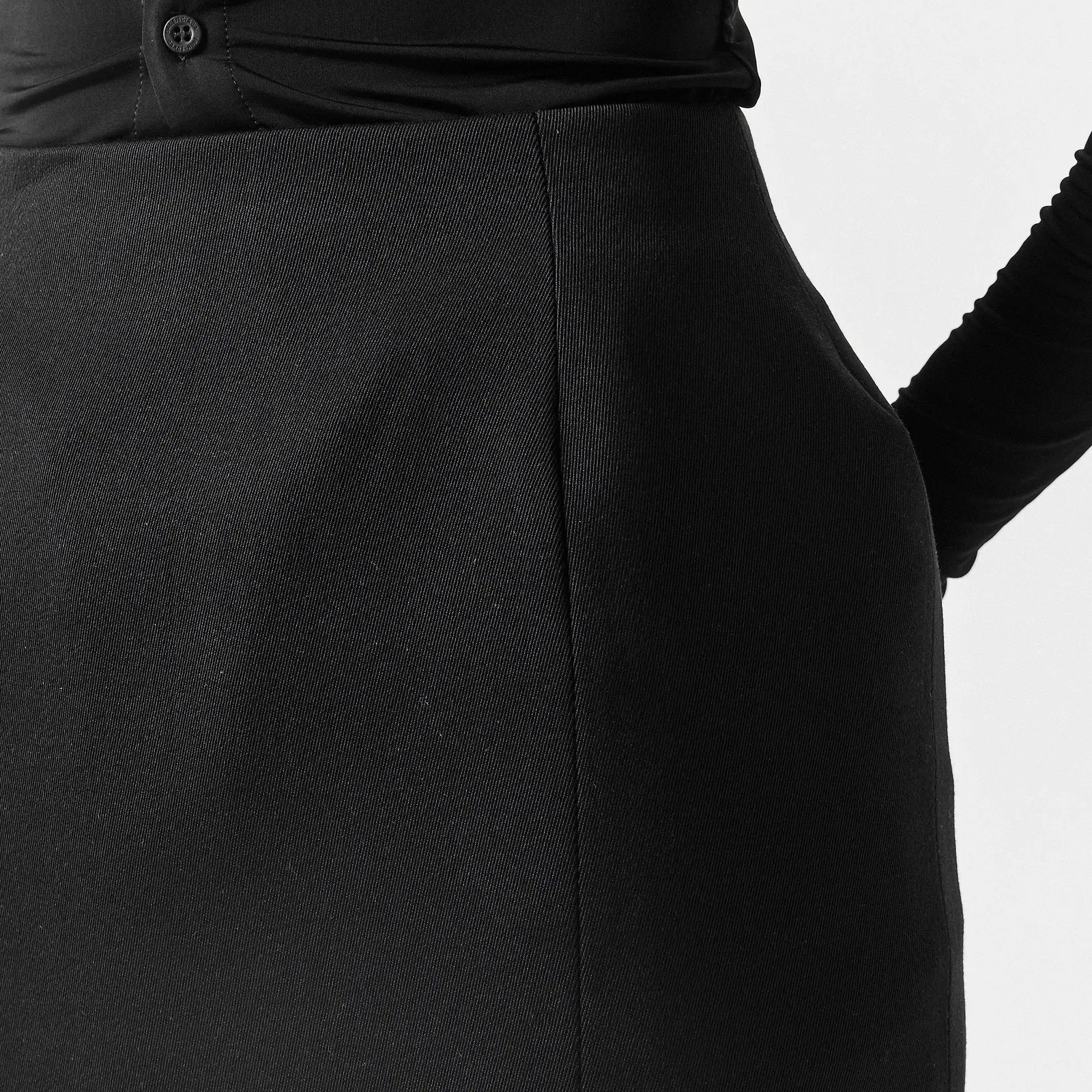 Hourglass Mini Skirt