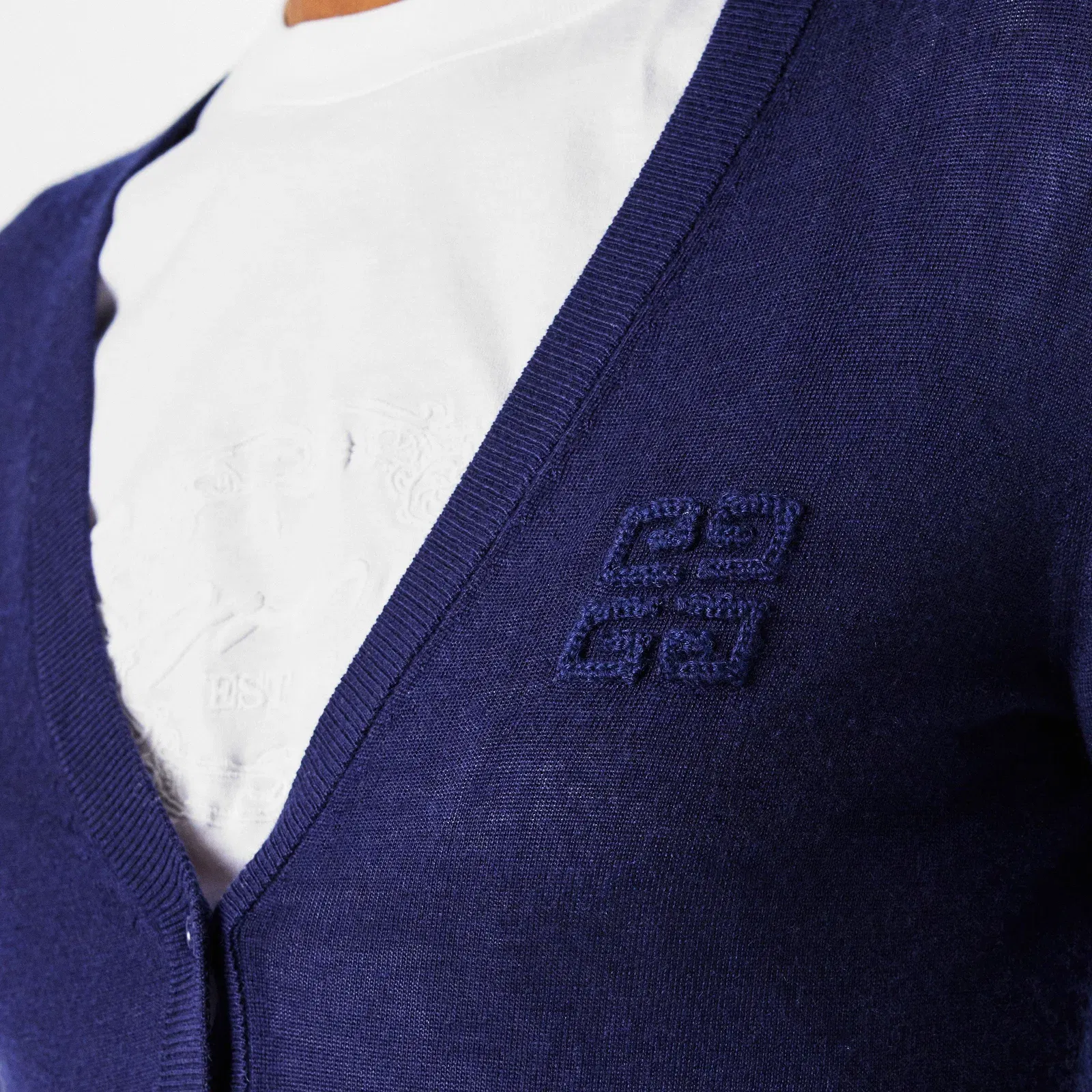 Embroidered 4g V-Neck Cardigan