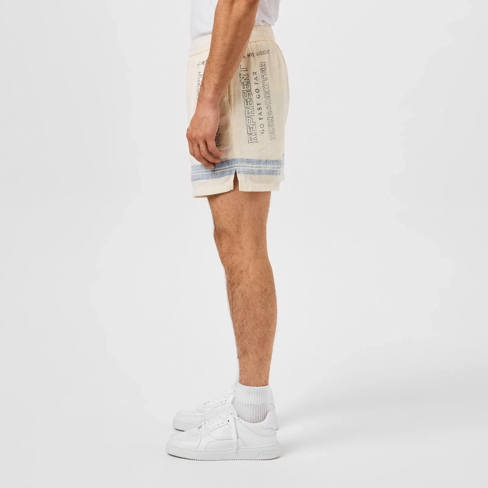 Rep D+D Lion Short, Distinctive Graphic Print