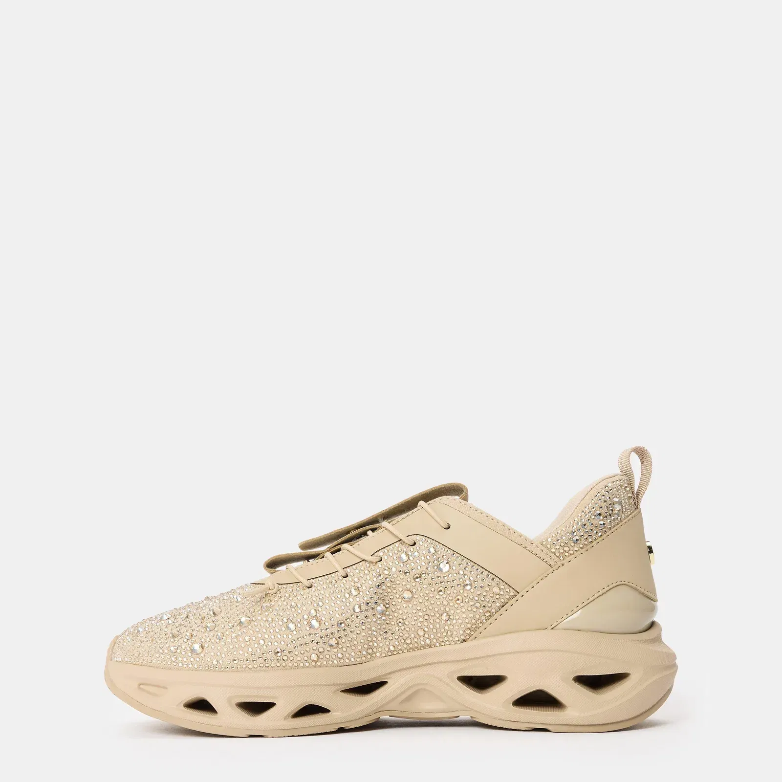 Surge Low-Top Trainers