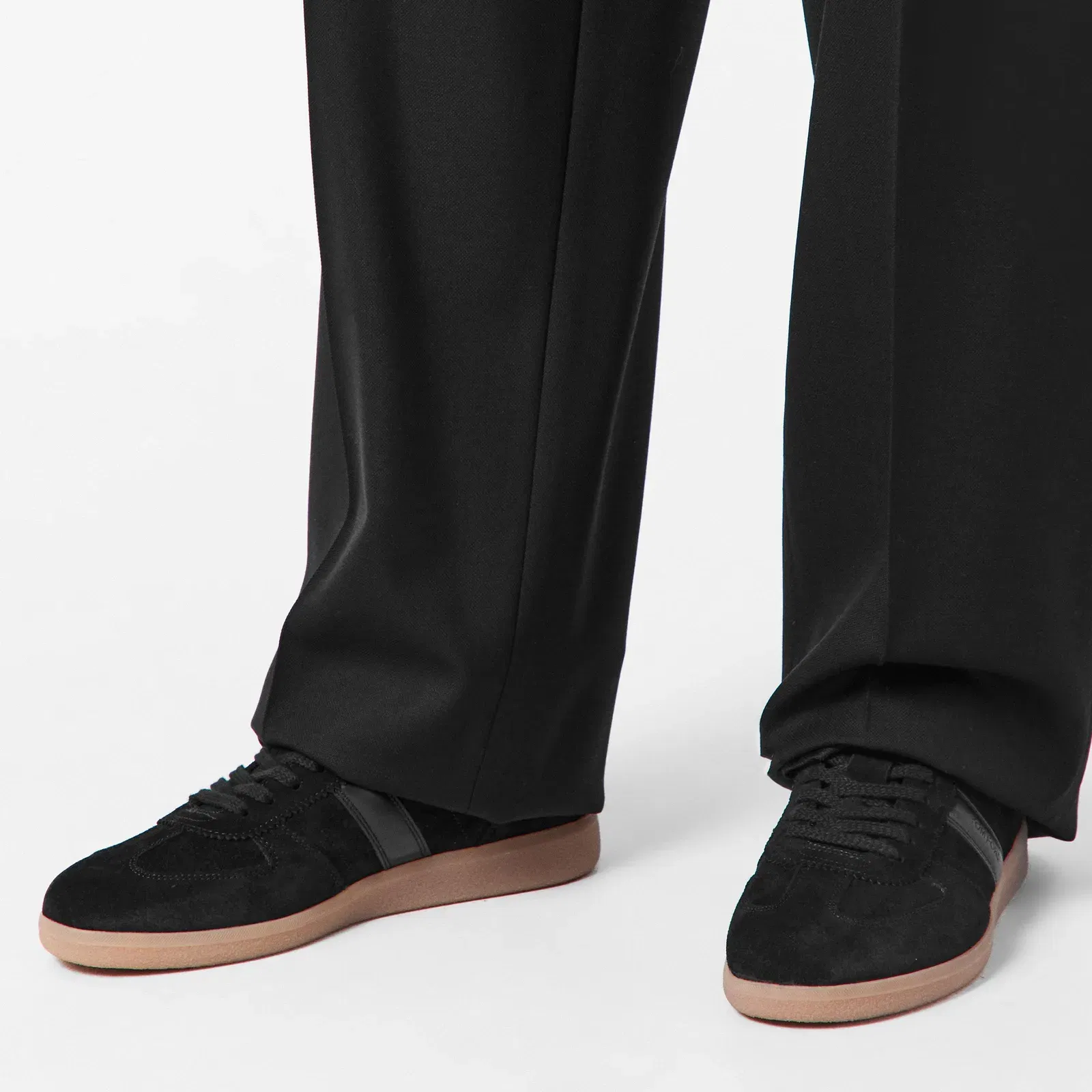 Low-Top Trainers