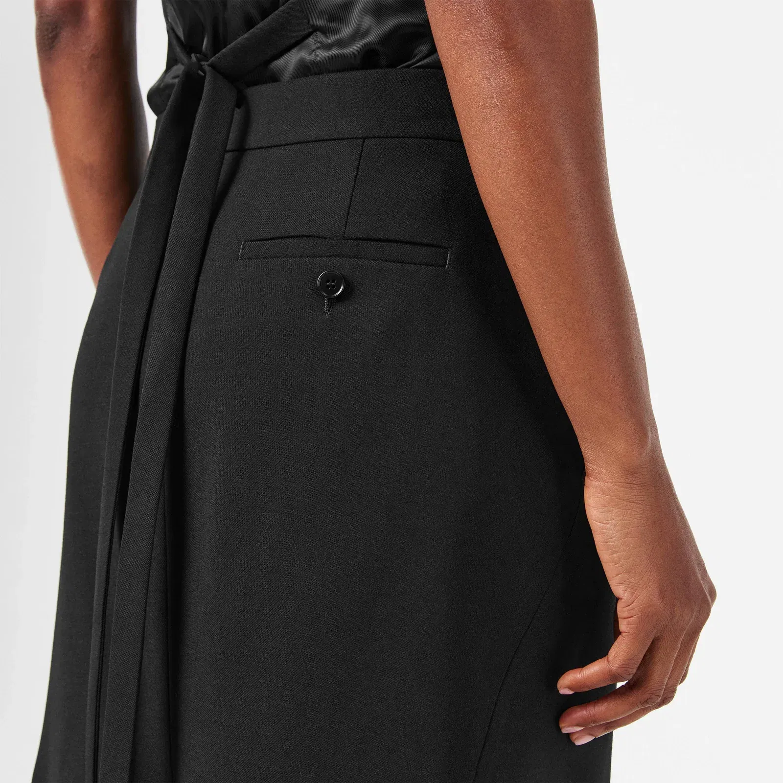 Alex Kick Back Structured Midi Skirt