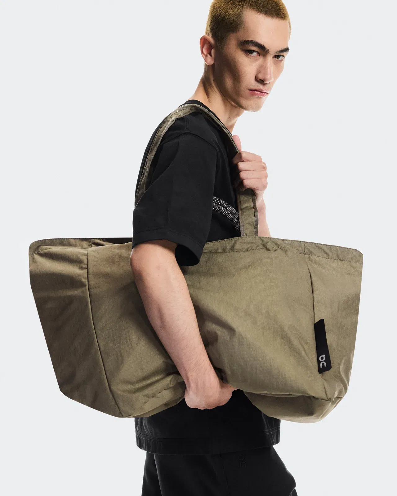 On Cargo Pack 60L Olive