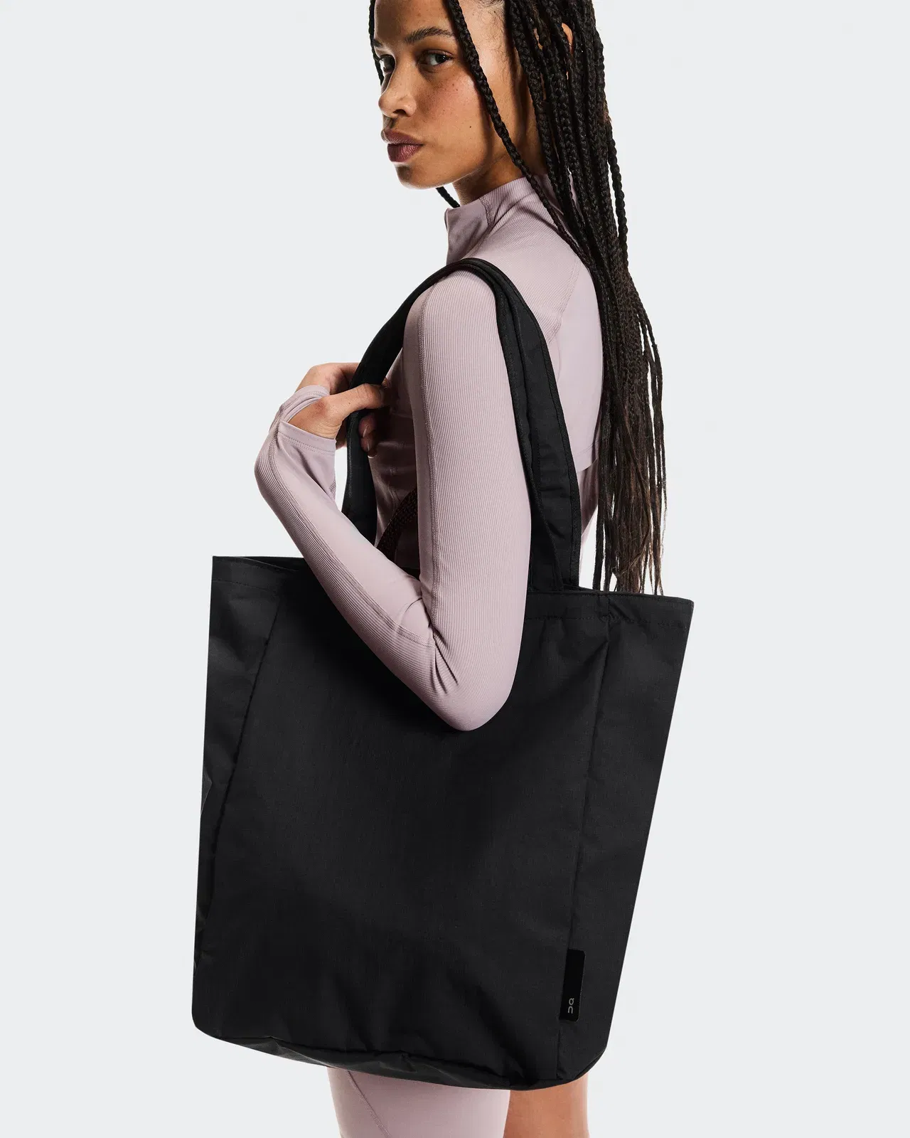 On Tote Pack 25L Black