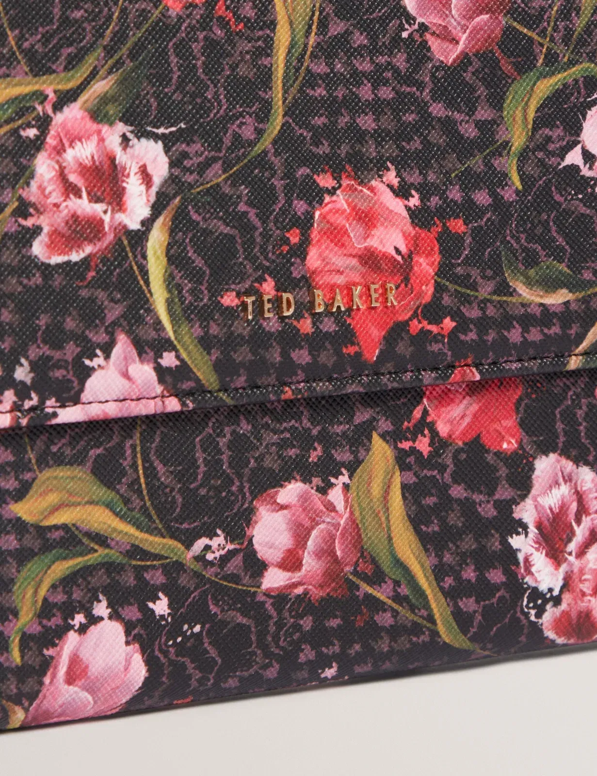 Ted Baker Tulbry Printed Travel Wallet Women's