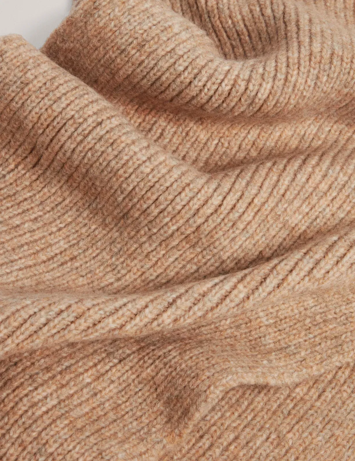 Ted Baker Lidiies Ribbed Wool Blend Knitted Scarf In Camel Women's