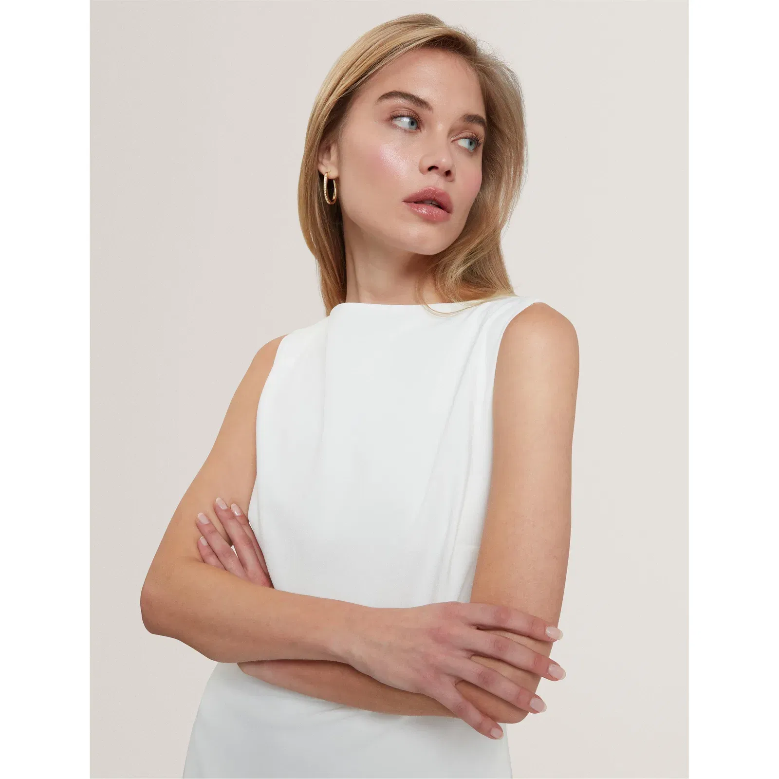 Sleeveless Midi Tea Dress