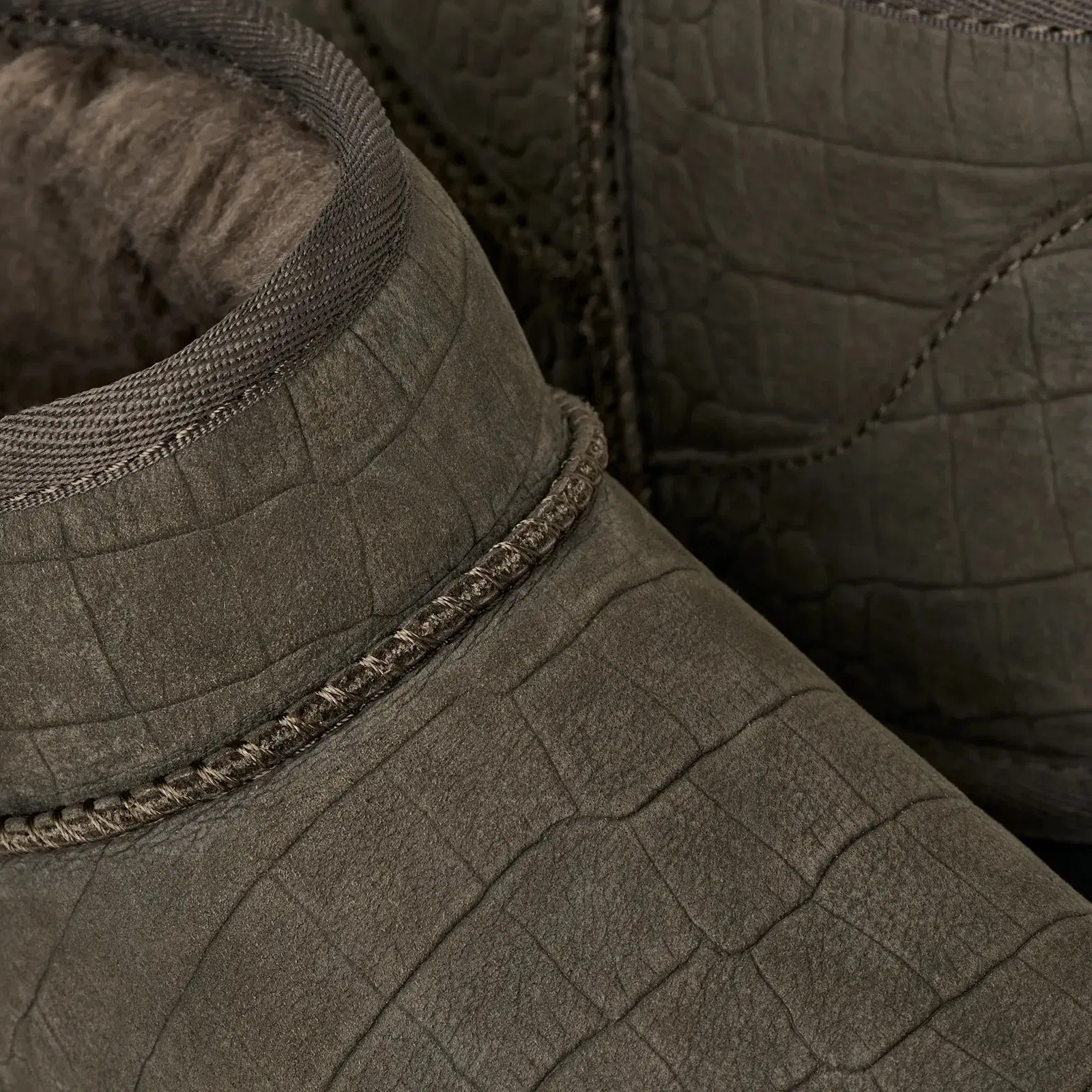 Ugg Classic Ultra Mini Embossed Dense Smoke