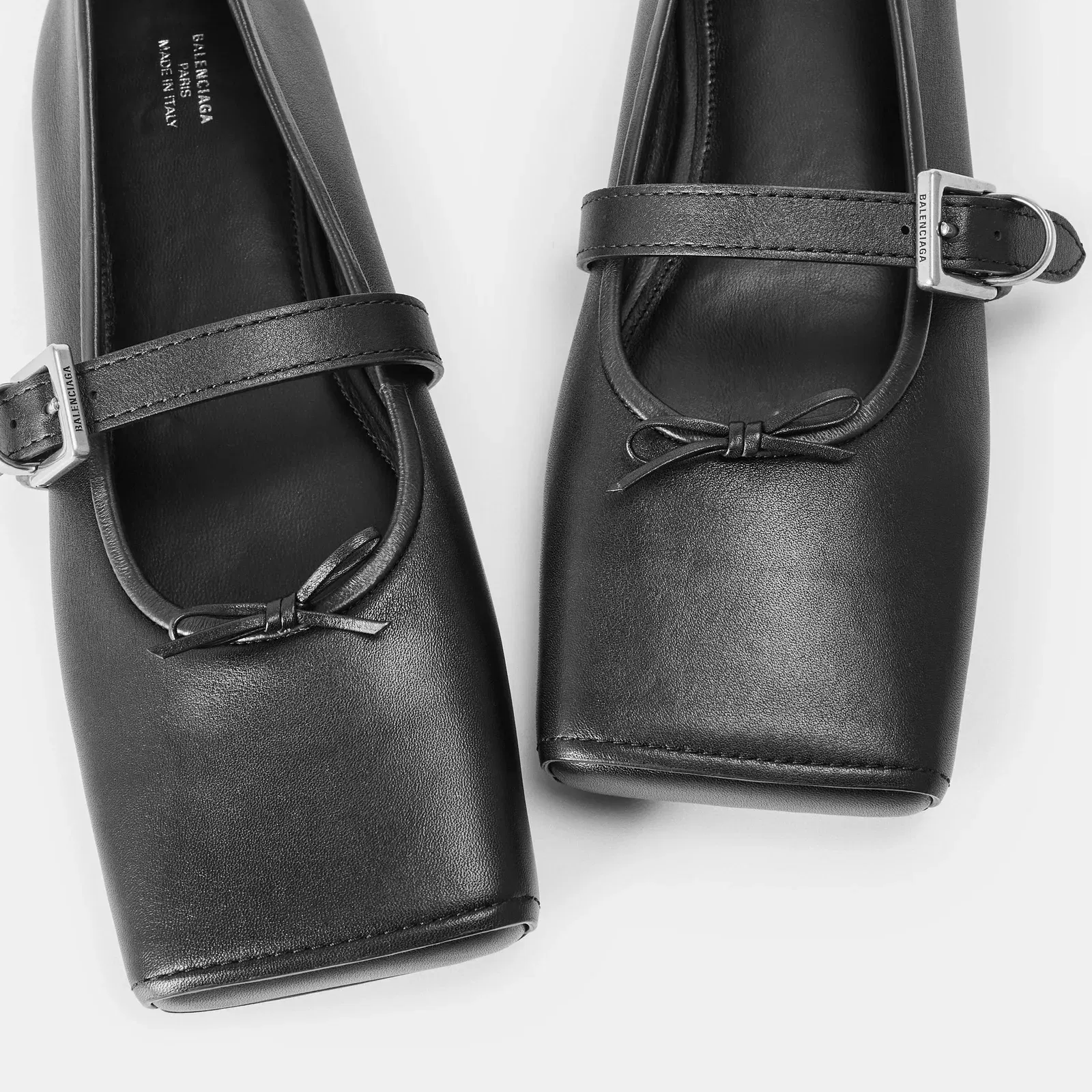 Minimalist Ballet Pumps