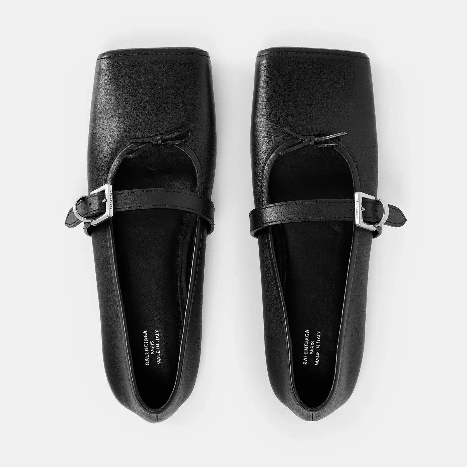 Minimalist Ballet Pumps