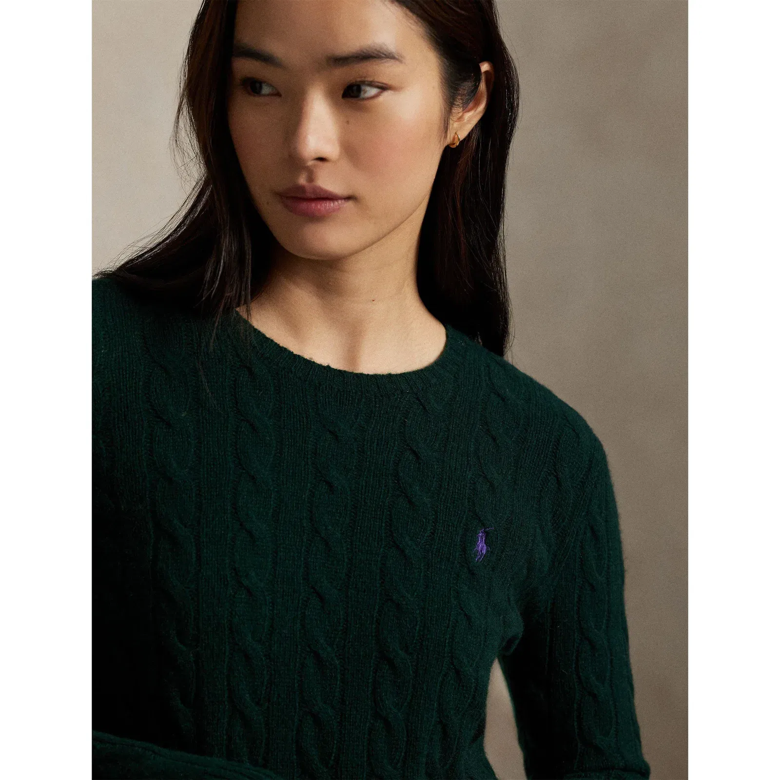 Cable-Knit V-neck Jumper