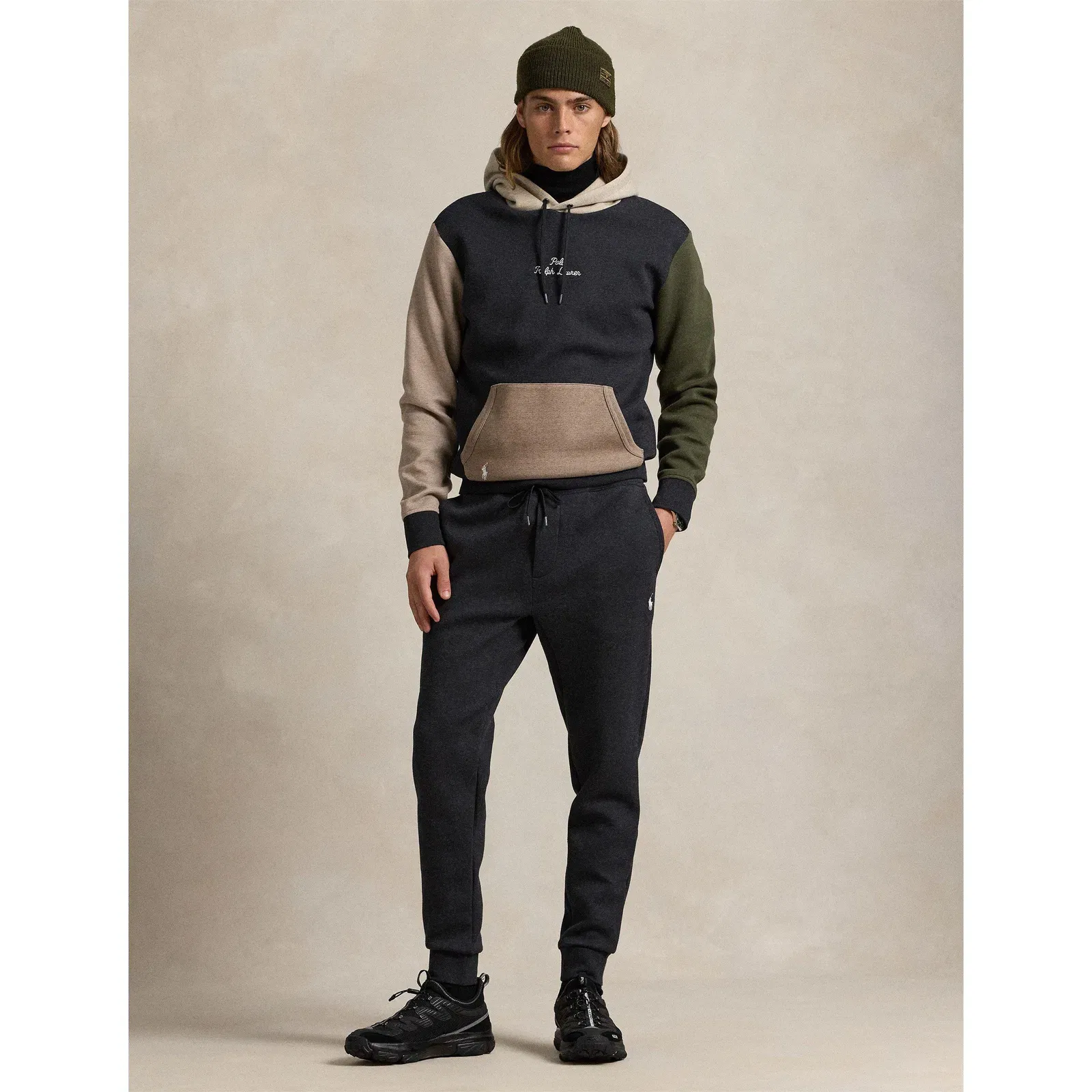Tech Closed Hem Jogging Bottoms