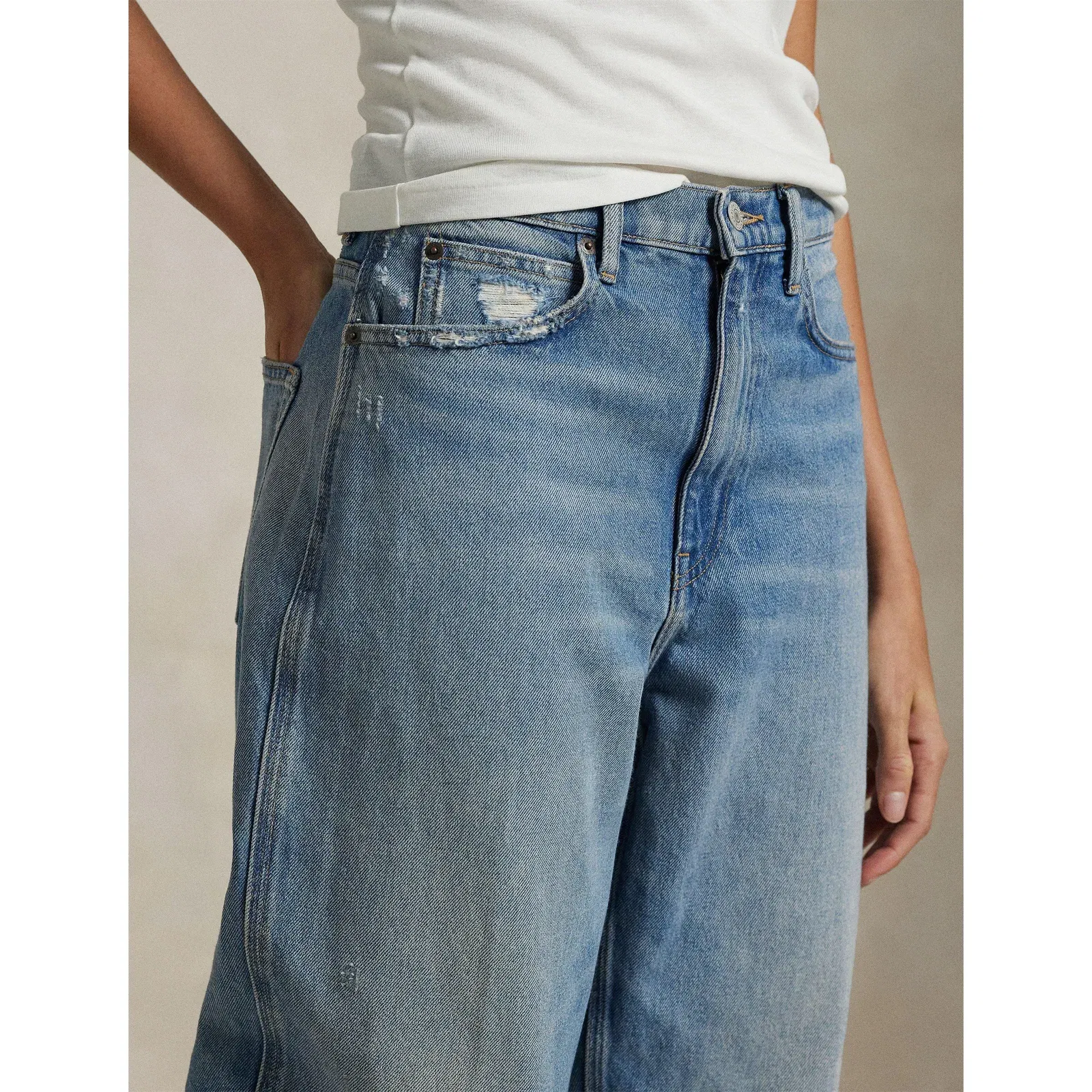Tapered Jeans