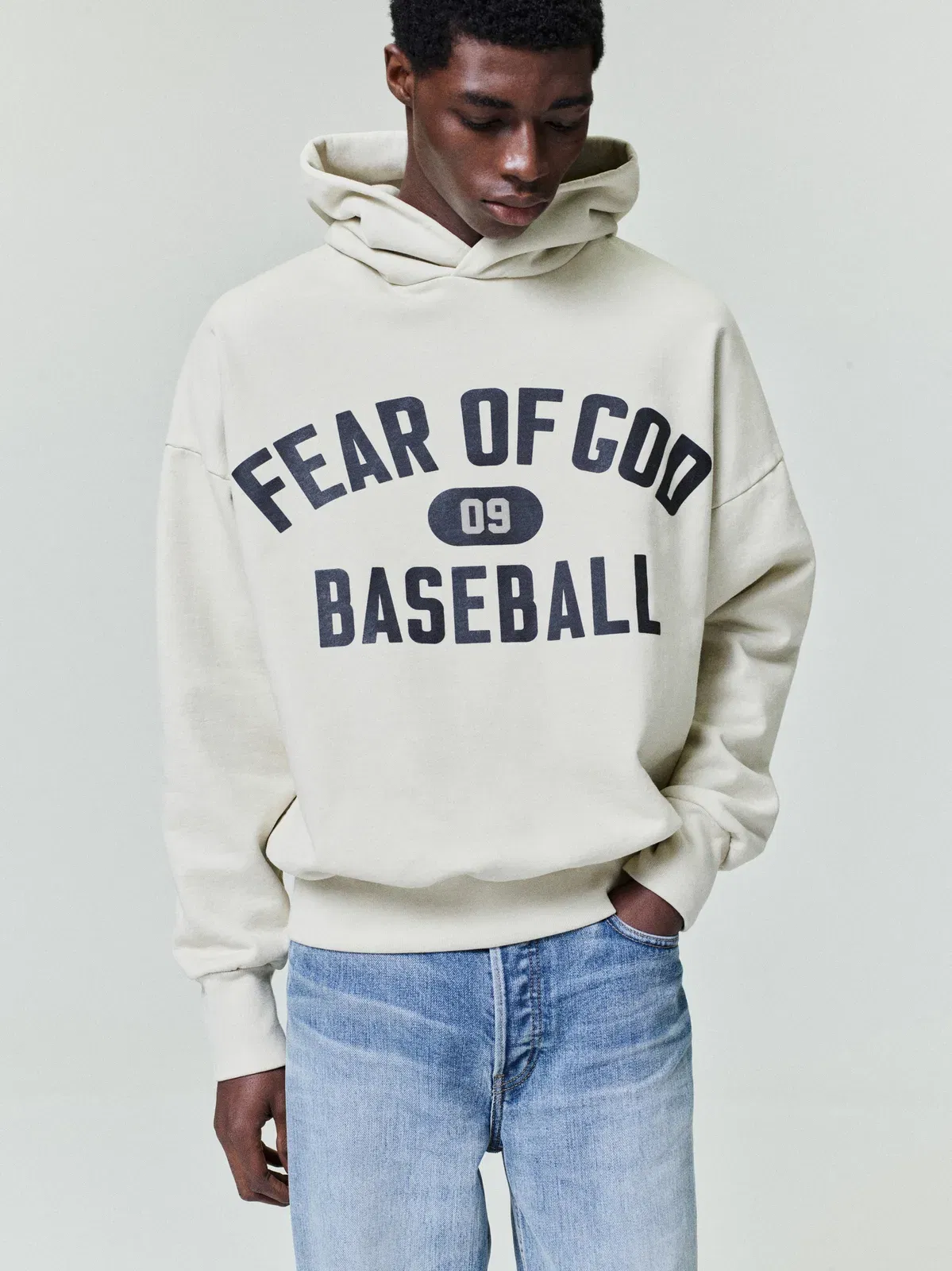 Essentials 09 Classic Hoodie Dirty Ivory