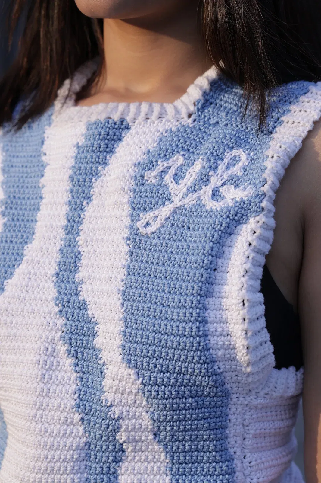LEHER KNITTED VEST ONE OF ONE