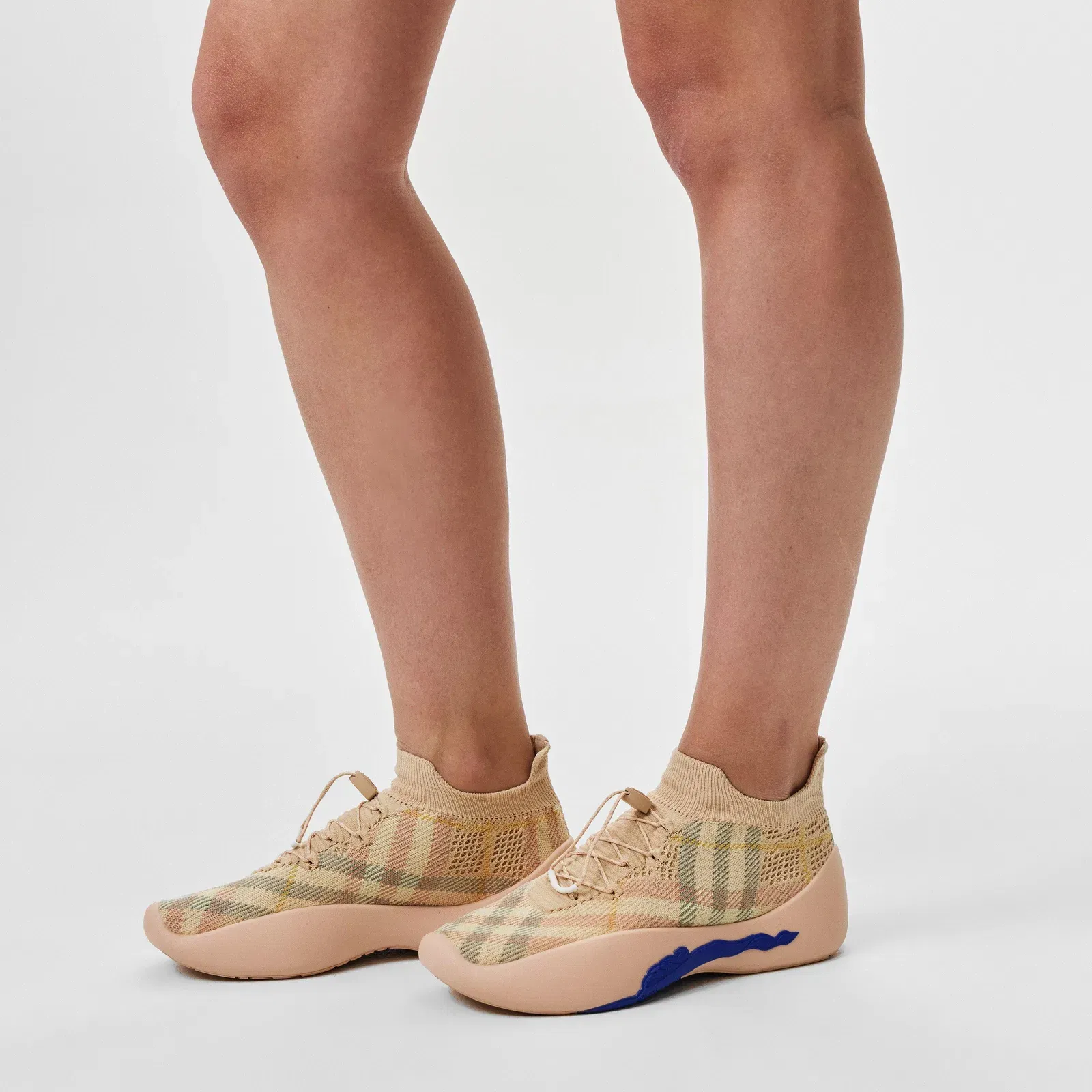 Vintage Check Neptune Sneakers