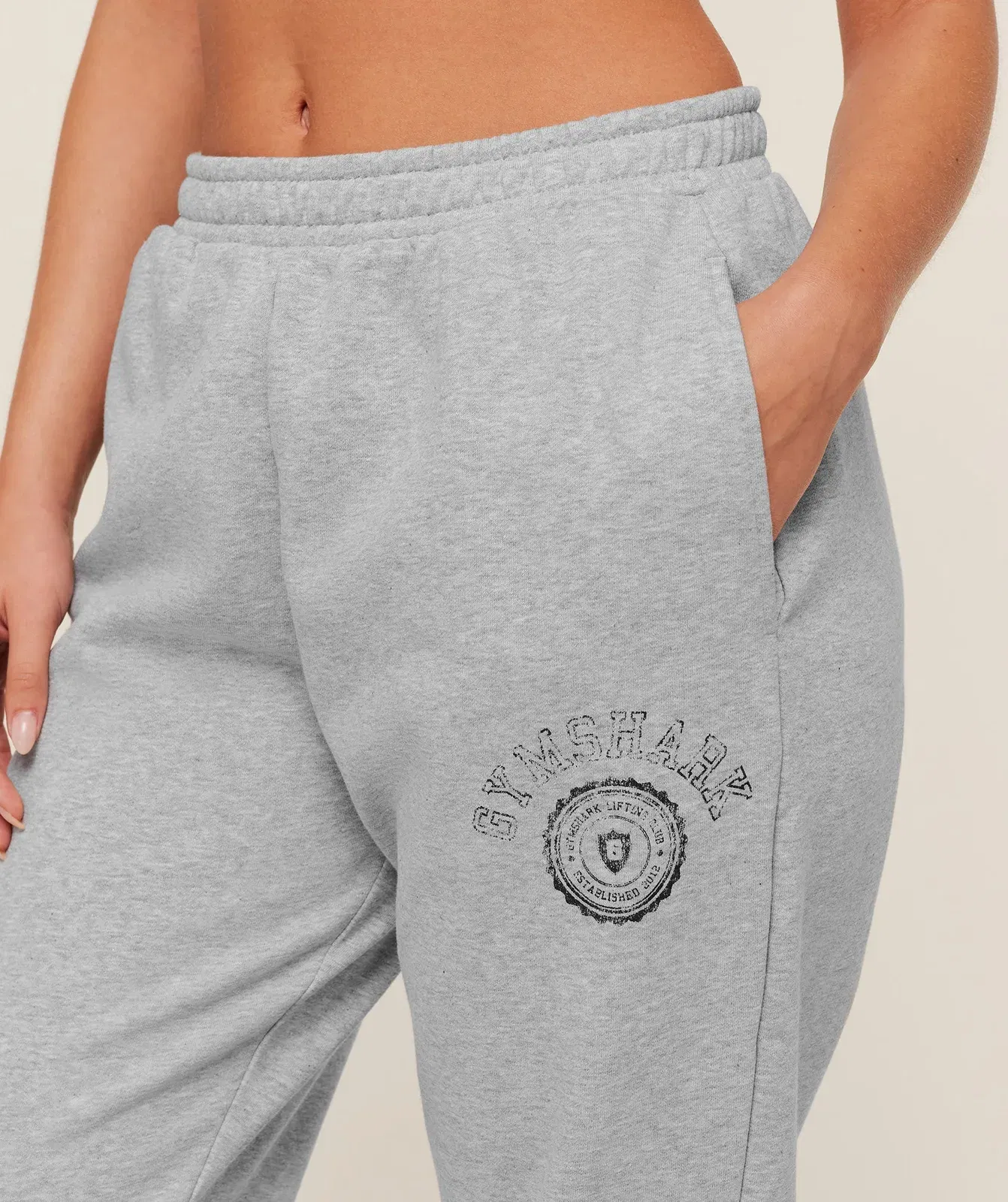 Gymshark Worn Crest Graphic Jogger - Light Grey Core Marl