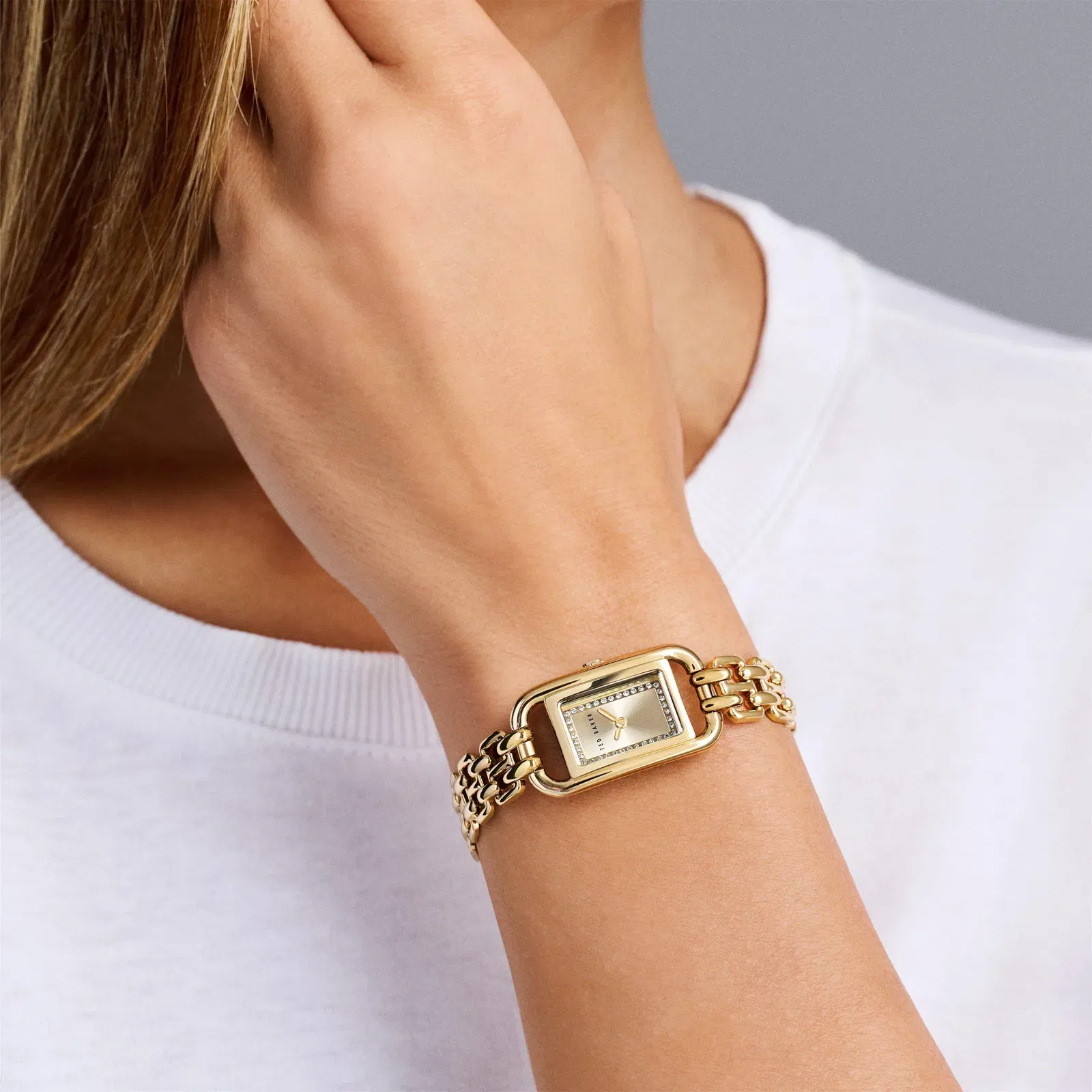 Tessye Quartz Analogue Watch