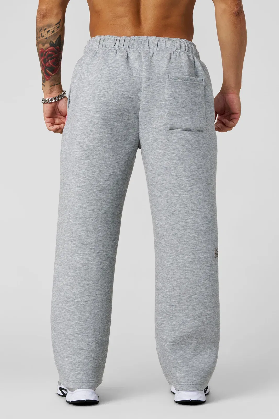 2043 - Scuba Sweats