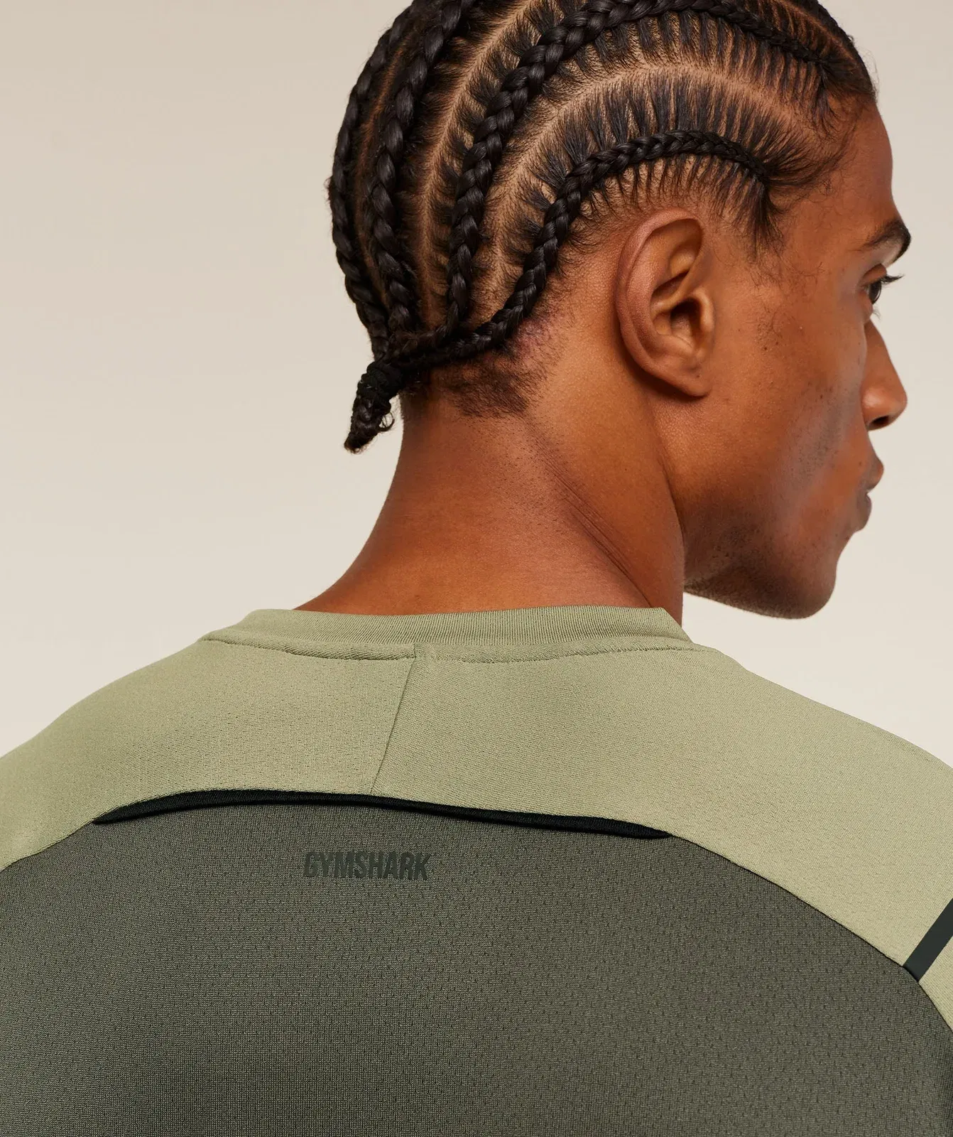 Gymshark Arrival Contrast T-Shirt -  Grounded Green /  Strength Green