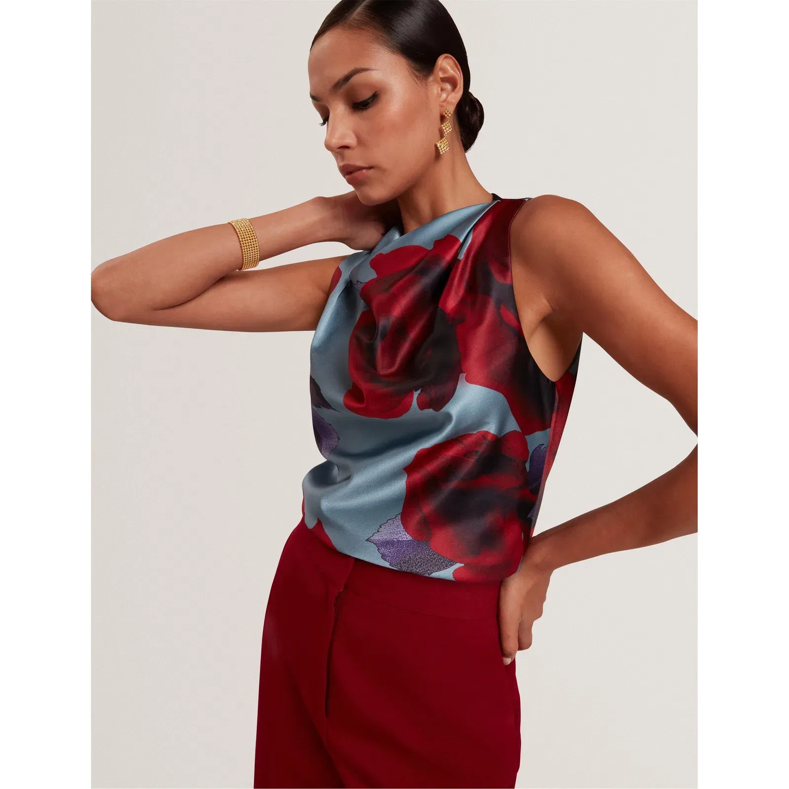 Print Sleeveless Shirt