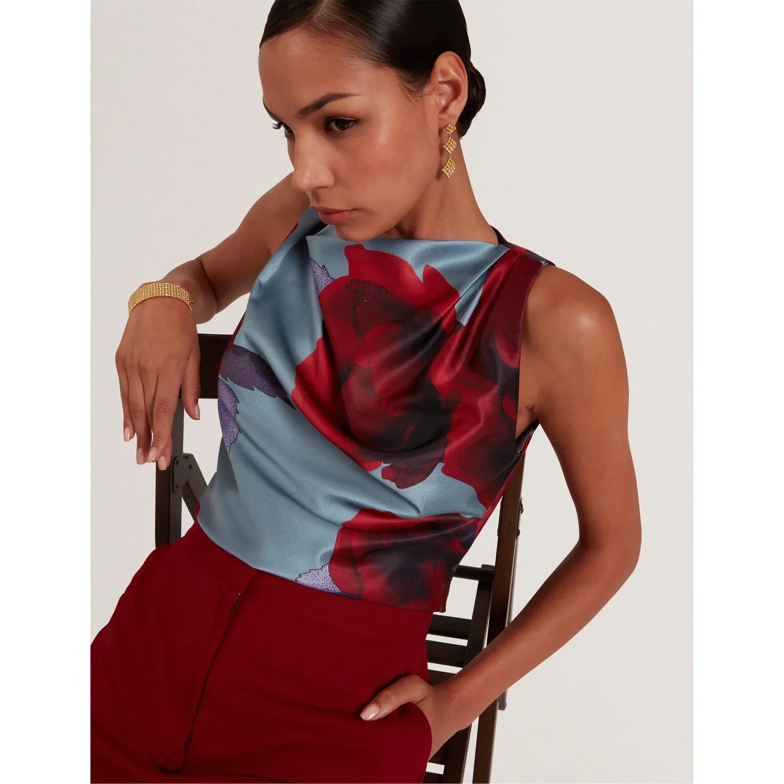 Print Sleeveless Shirt