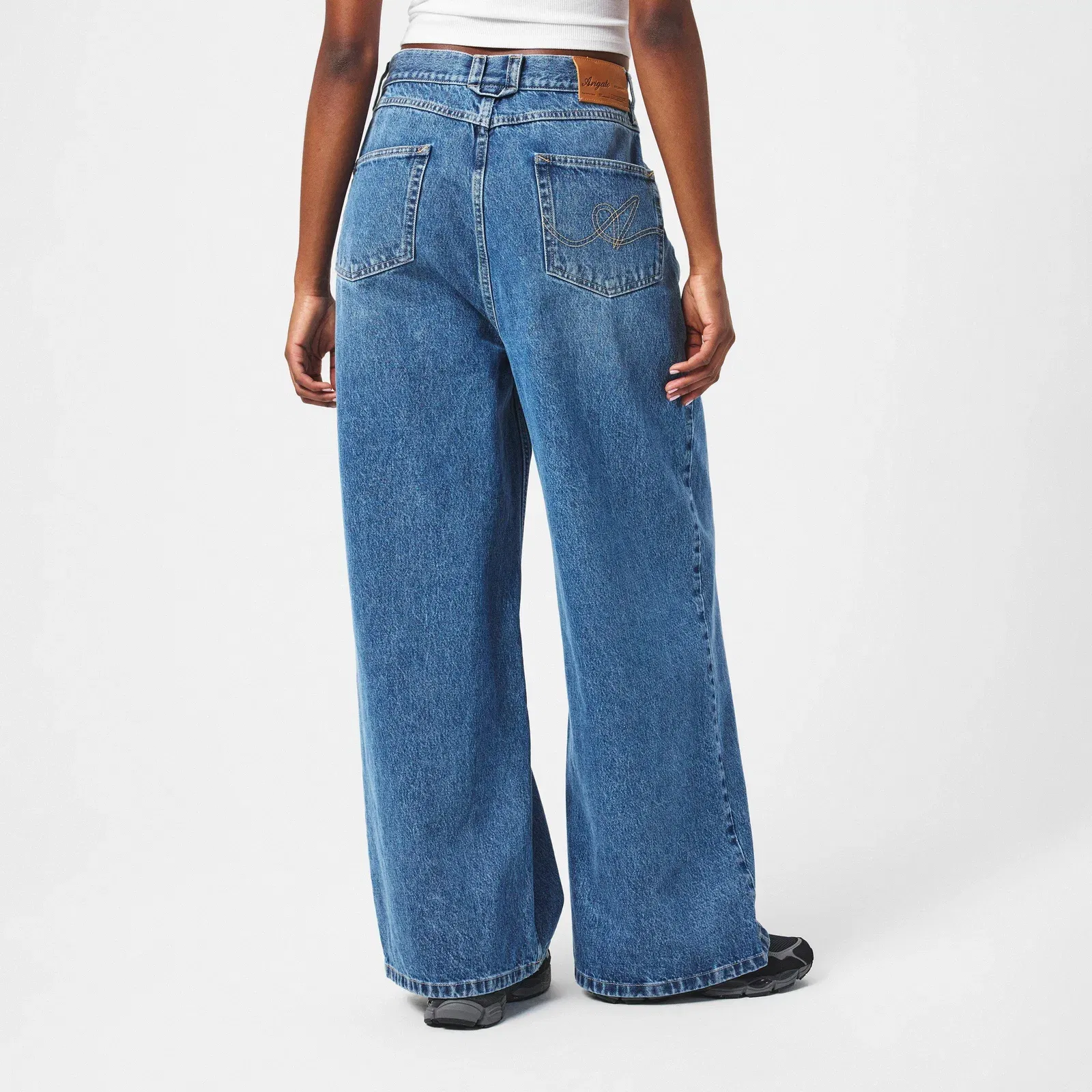 Clara High-Rise Wide Leg Jeans