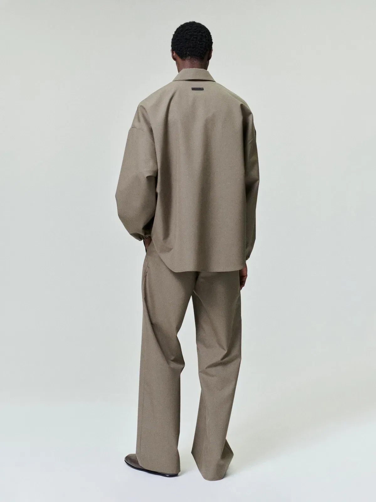Essentials Wool Poplin Casual Flat Front Pants Clay