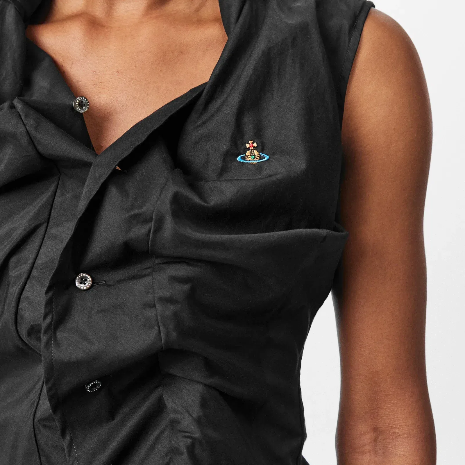 Viv Sleeveless Tailored Shirt