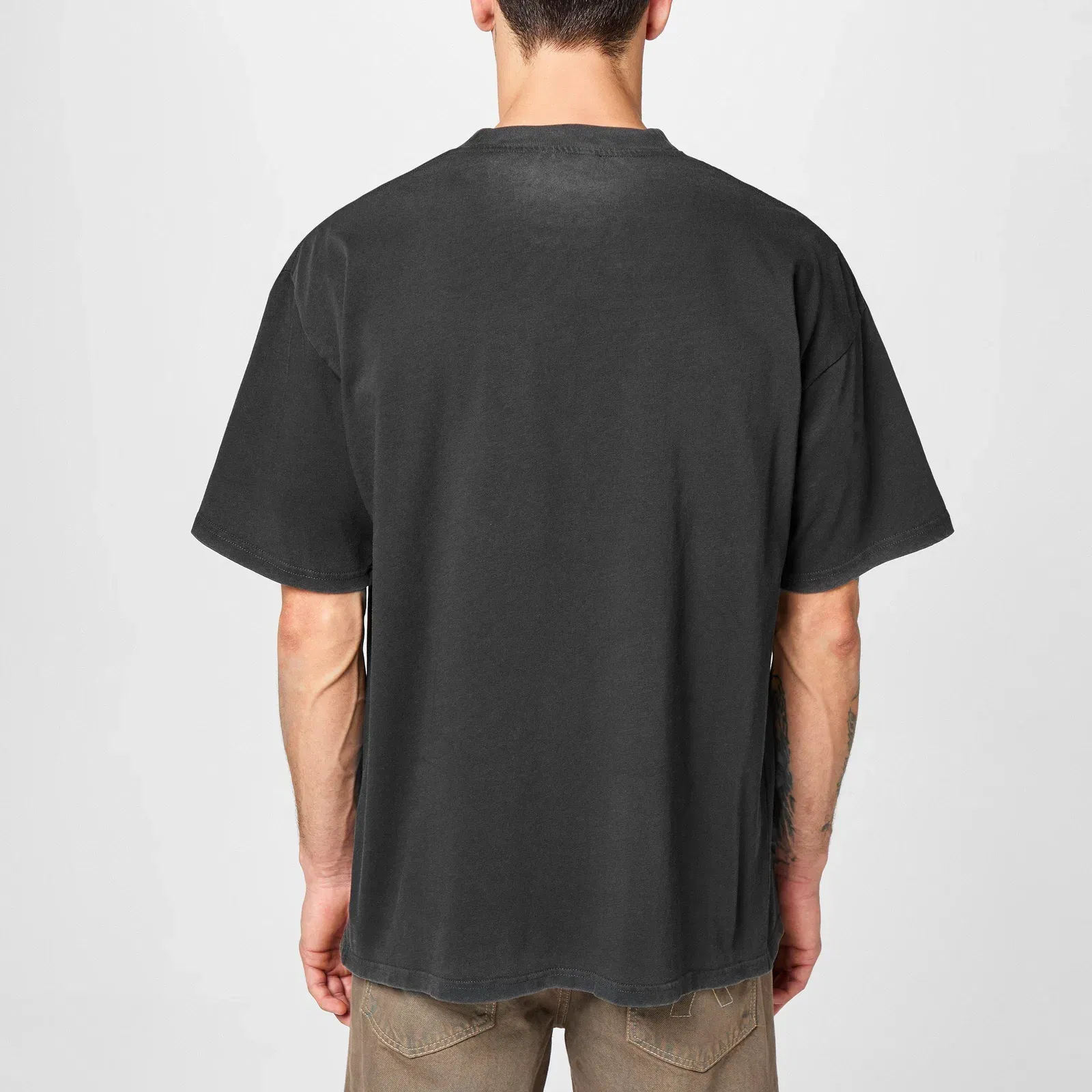 Rep Thoroughbred T-Shirt, Bold Printed Graphic