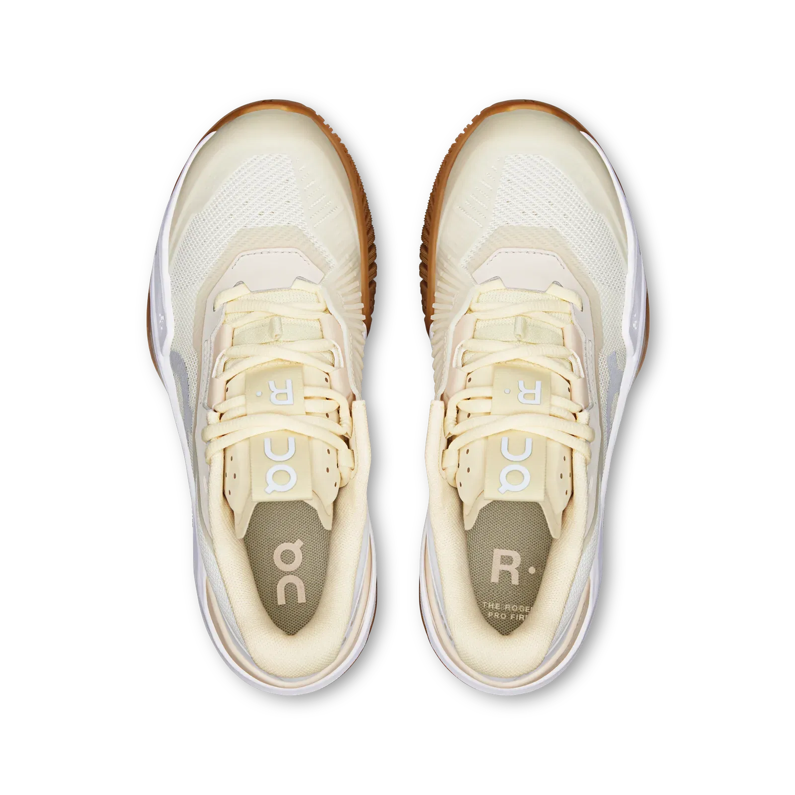 On Running The Roger Pro Fire Ivory Sand
