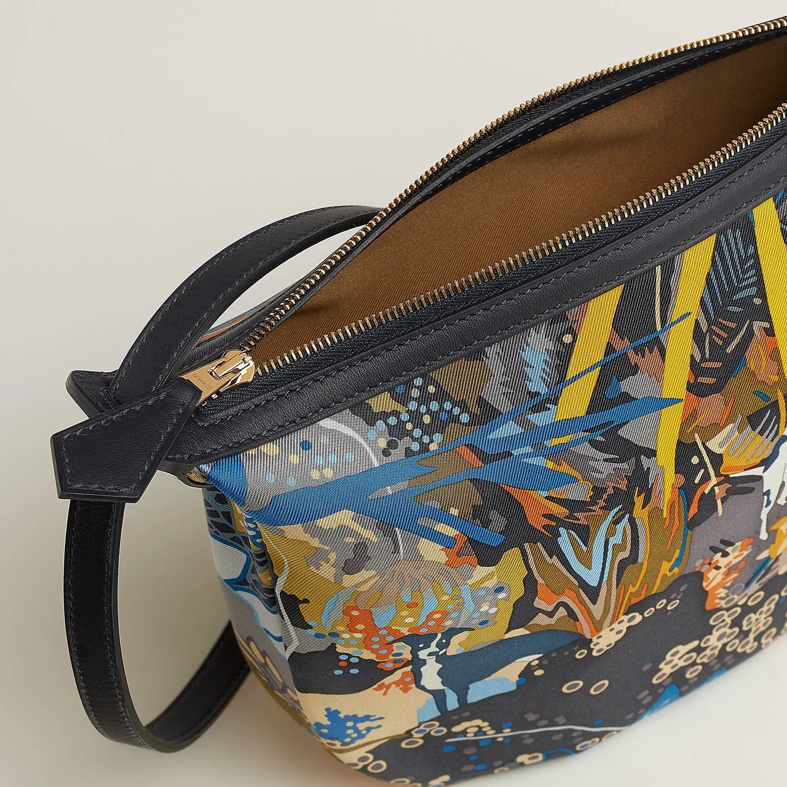 Hermes Sursoie To Go Pouch Caban