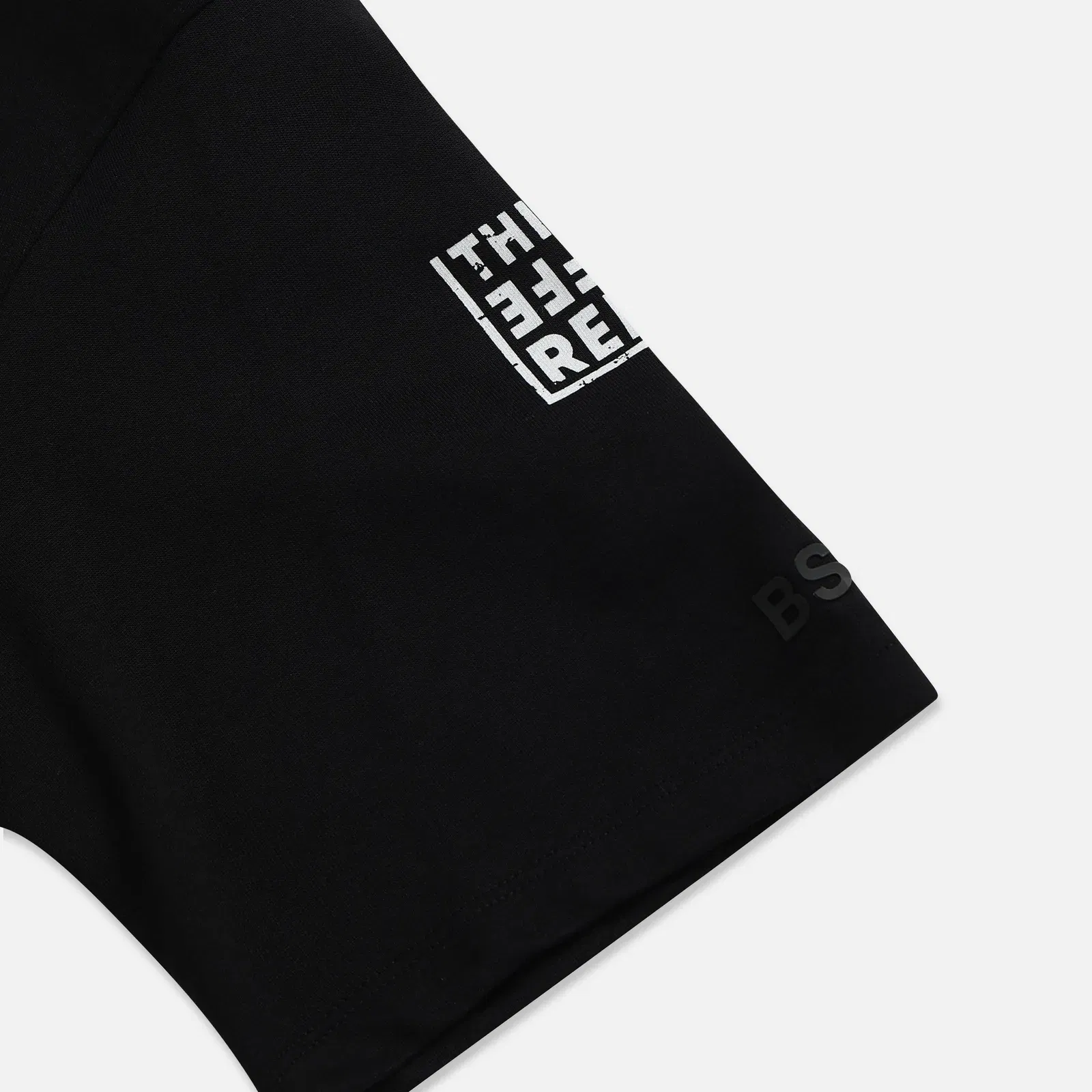 BADGES T-SHIRT