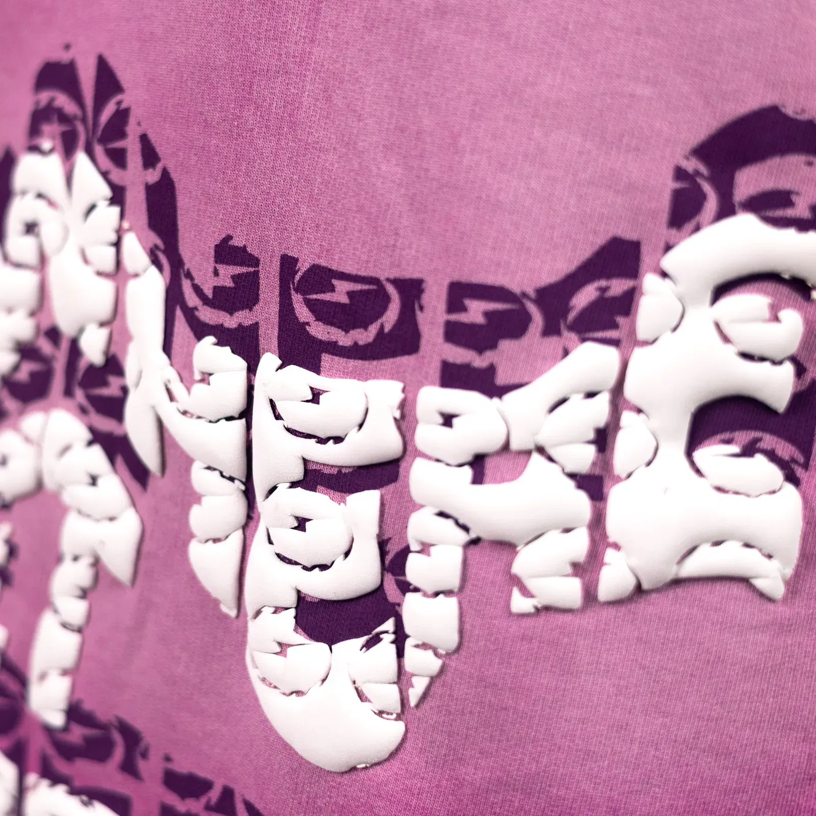 EVERYWHERE T-Shirt