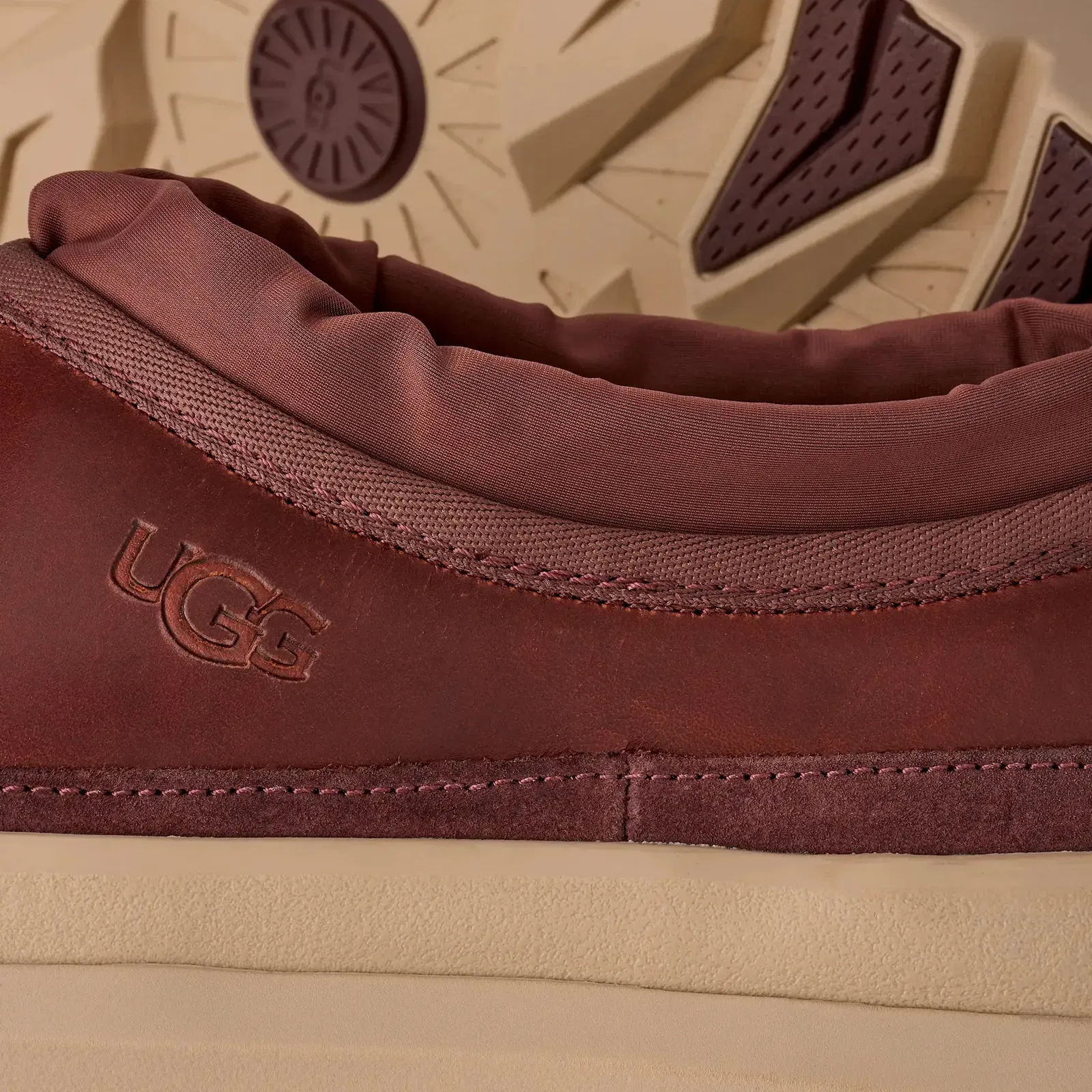 Ugg Tasman Weather Hybrid Cordovan / White Pepper