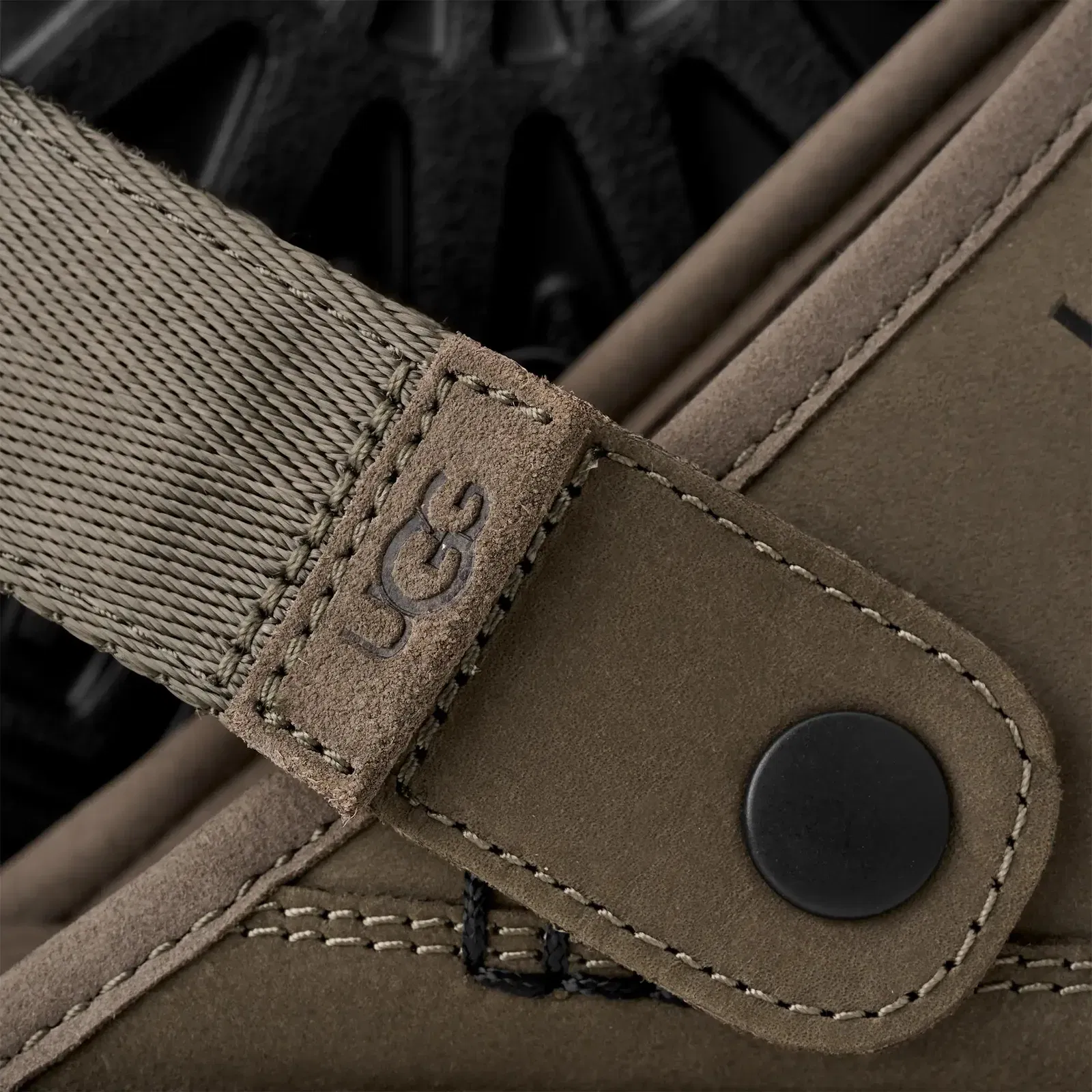 Ugg Goldencoast Clog Ii Nubuck Dried Oregano