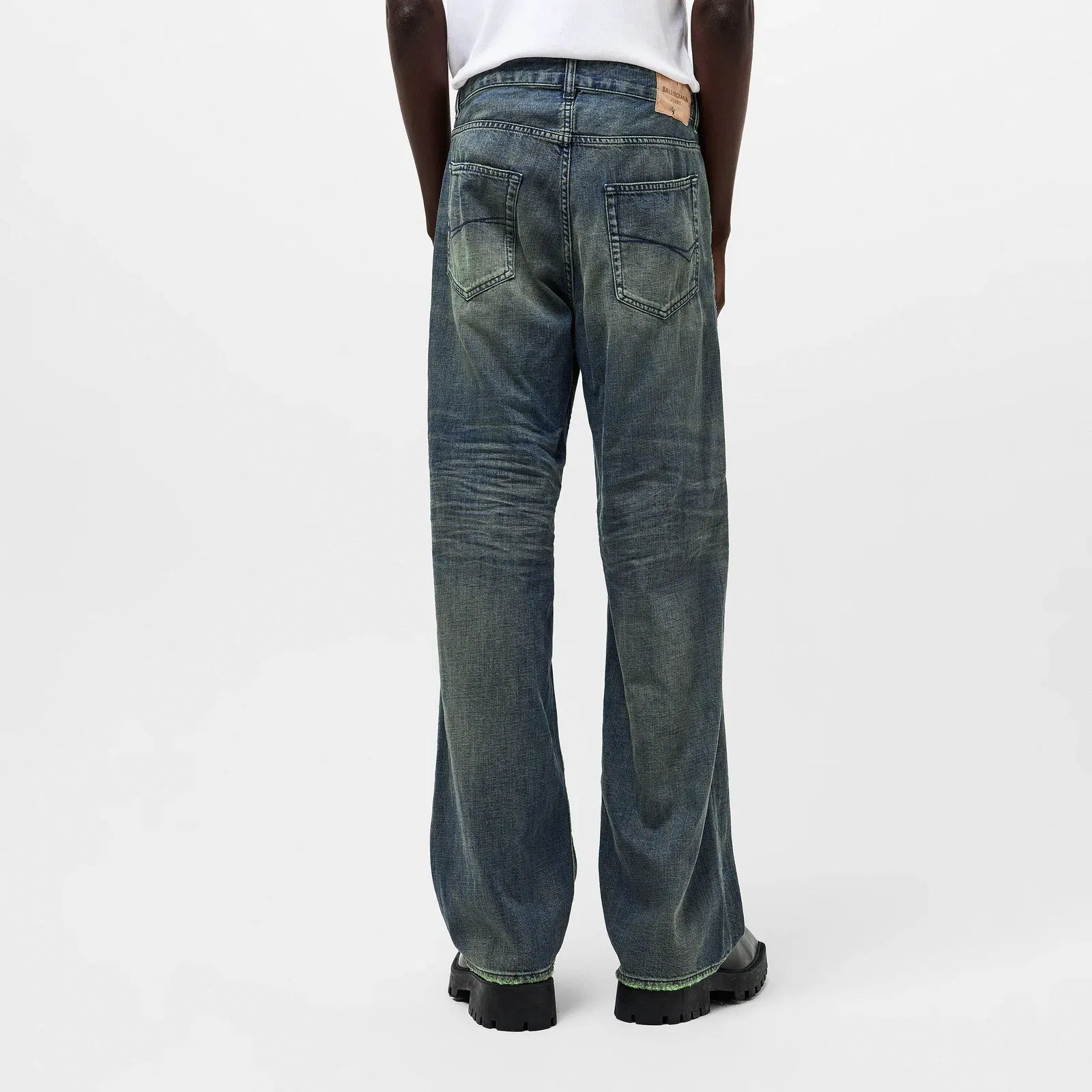 Relaxed Wide Leg Trousers