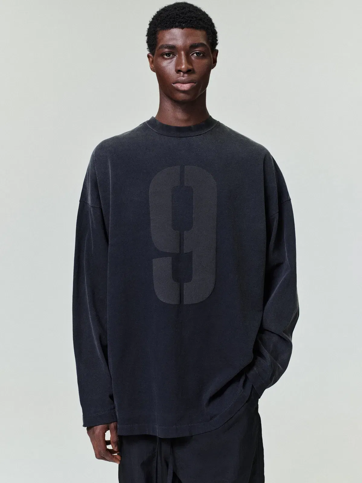 Essentials 9 Long Sleeve T-Shirt Black
