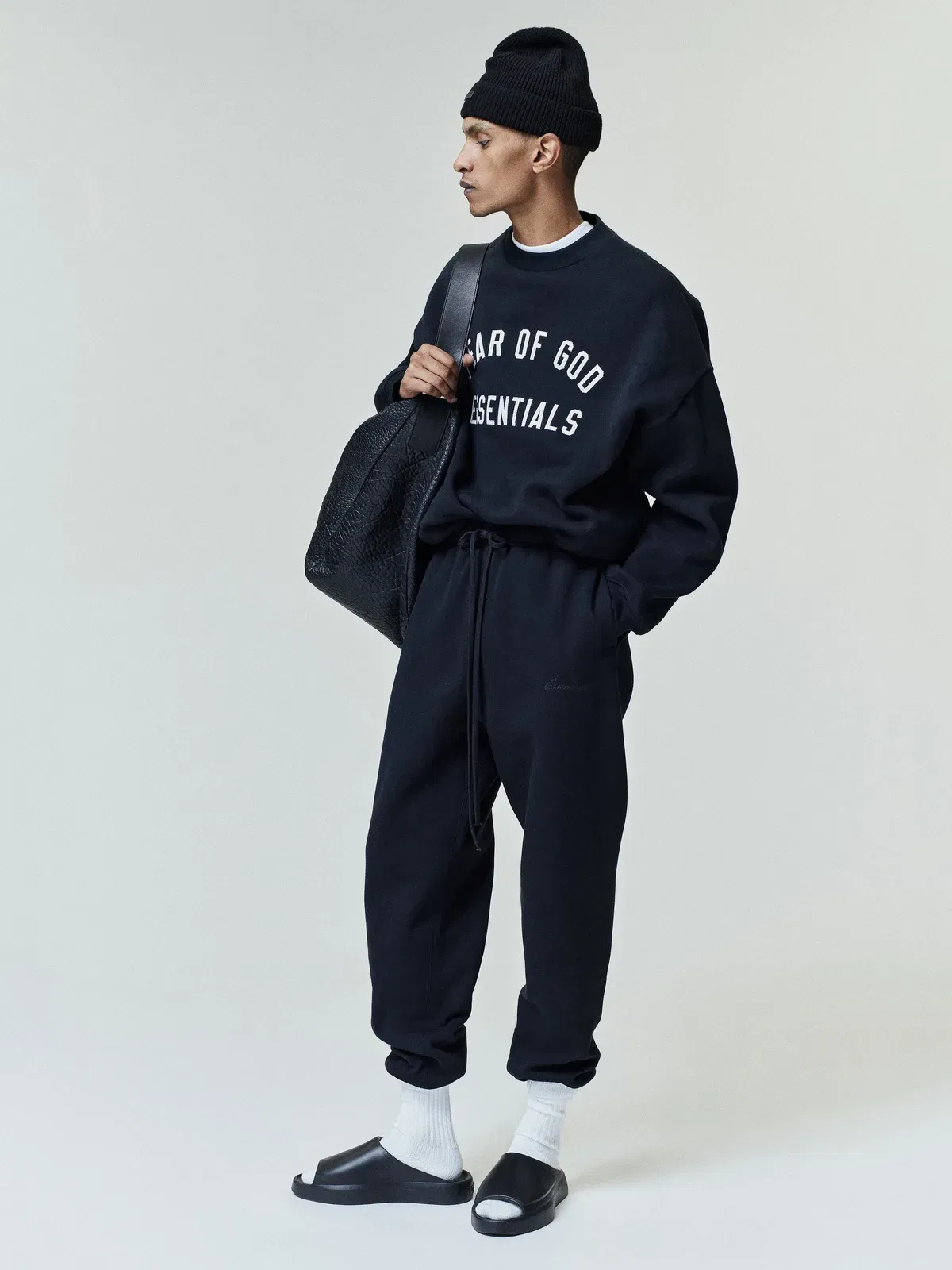 Essentials Varsity 90S Crewneck Sweatshirt Vintage Black