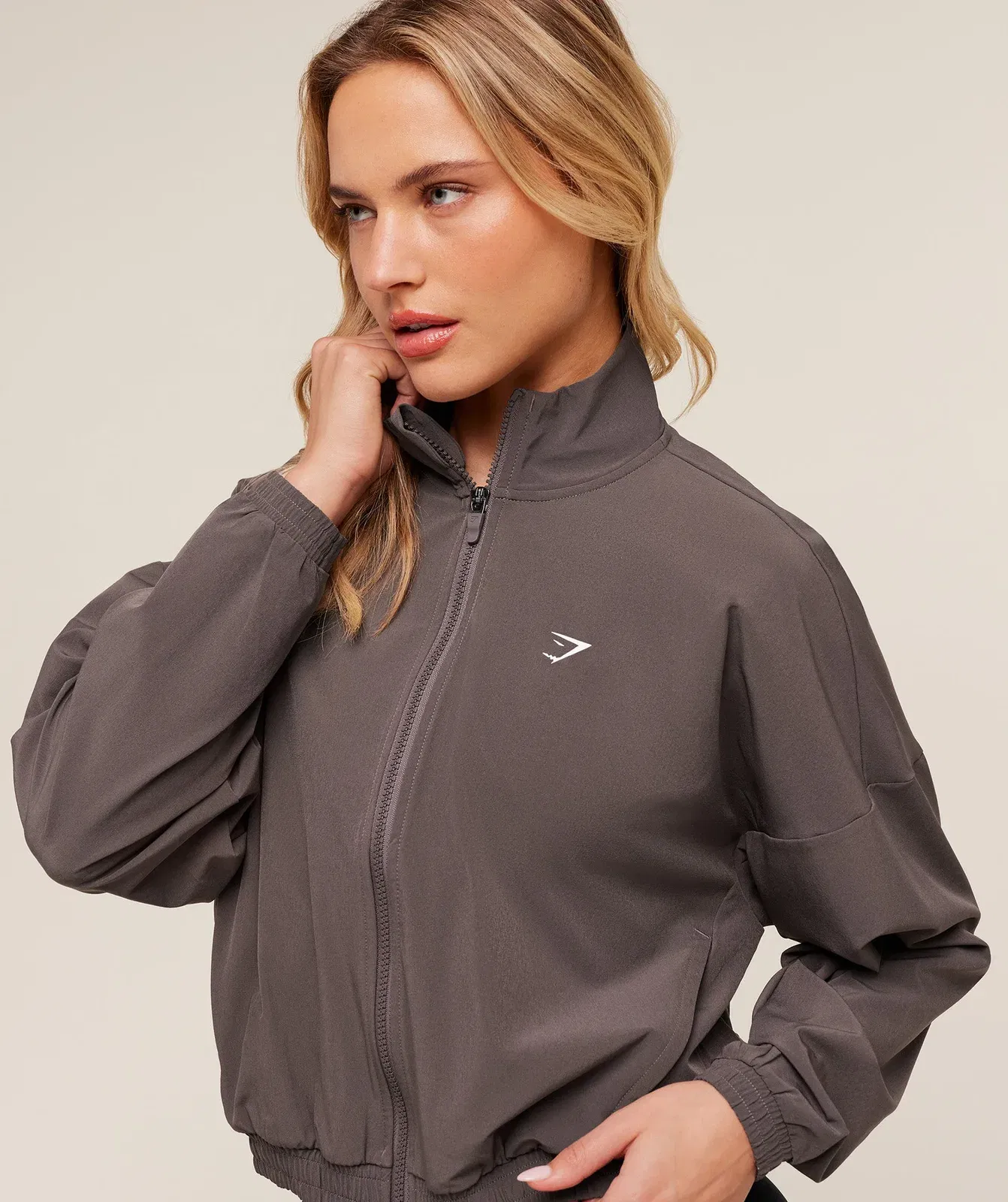 Gymshark Training Everyday Woven Jacket - Cool Brown