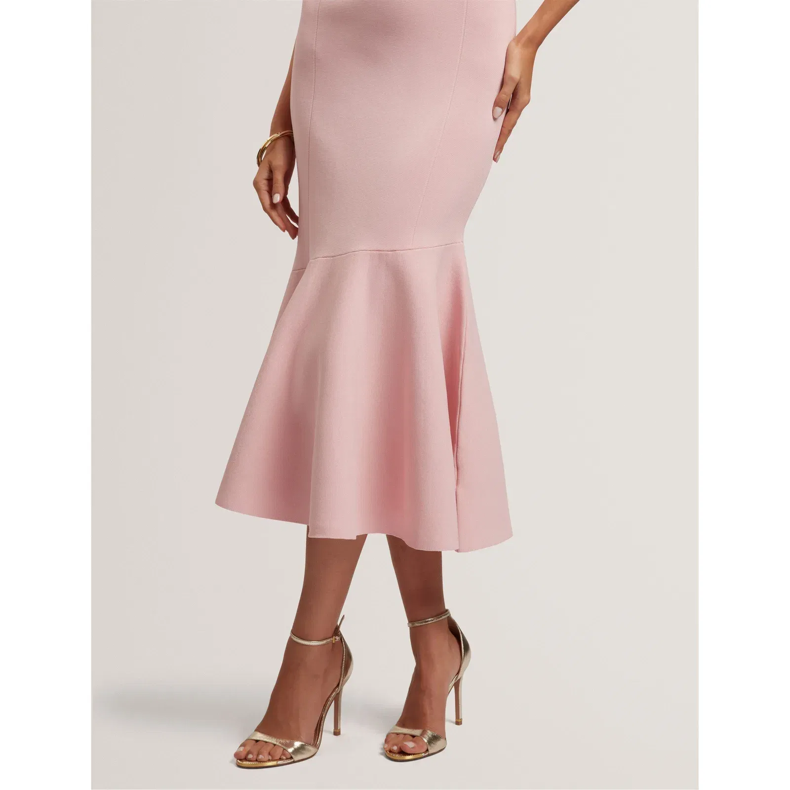 Short Sleeve Midi Knitted Jumper Dress