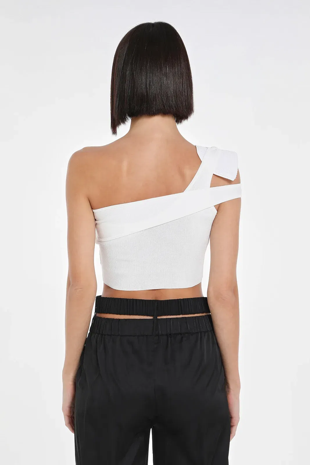 CROSSOVER ONE SHOULDER TOP W/ SHOULDER PAD